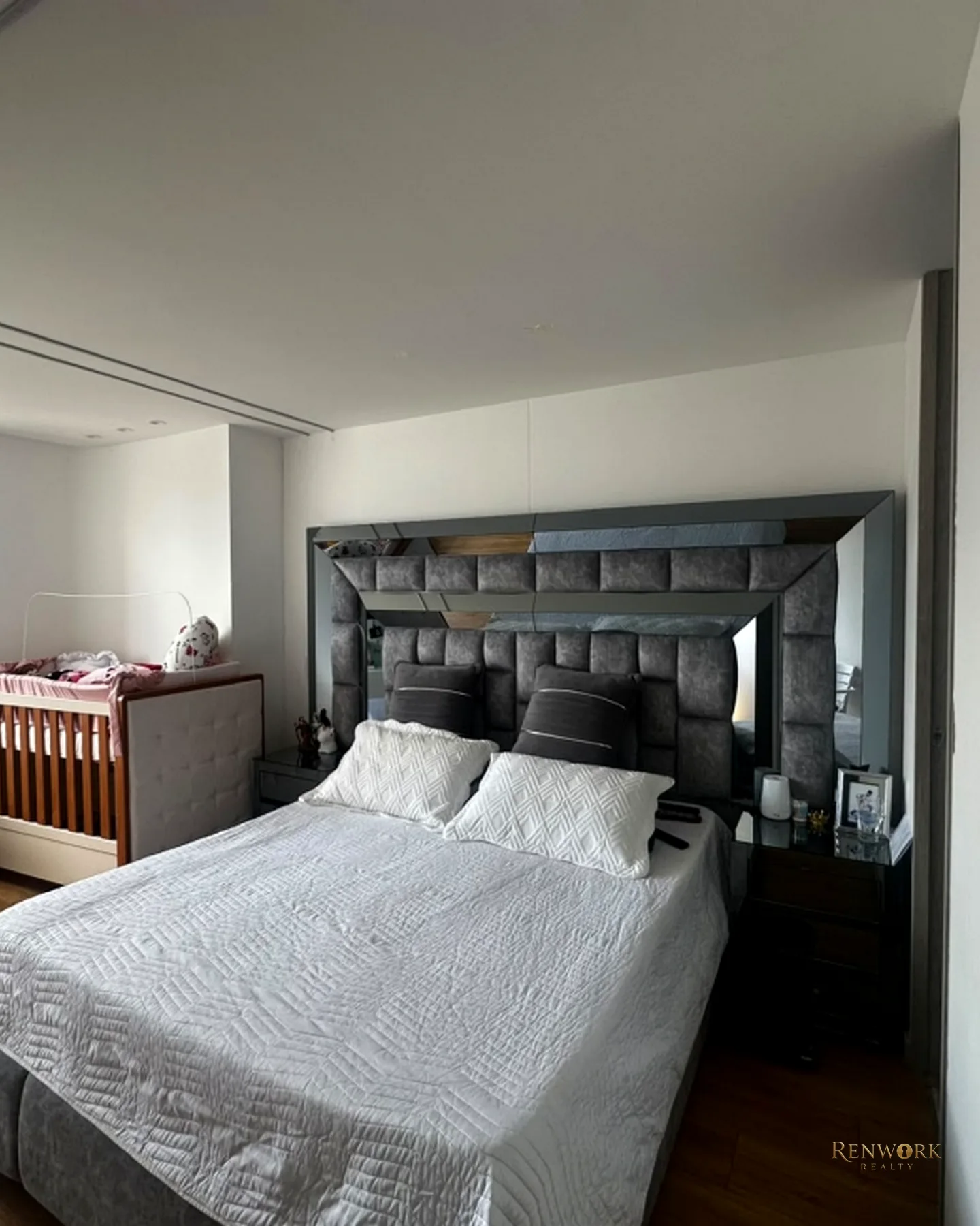 APARTAMENTO MEDELLIN POBLADO PISO ALTO MODERNO VISTA EN CIUDAD DEL RIO · foto 13