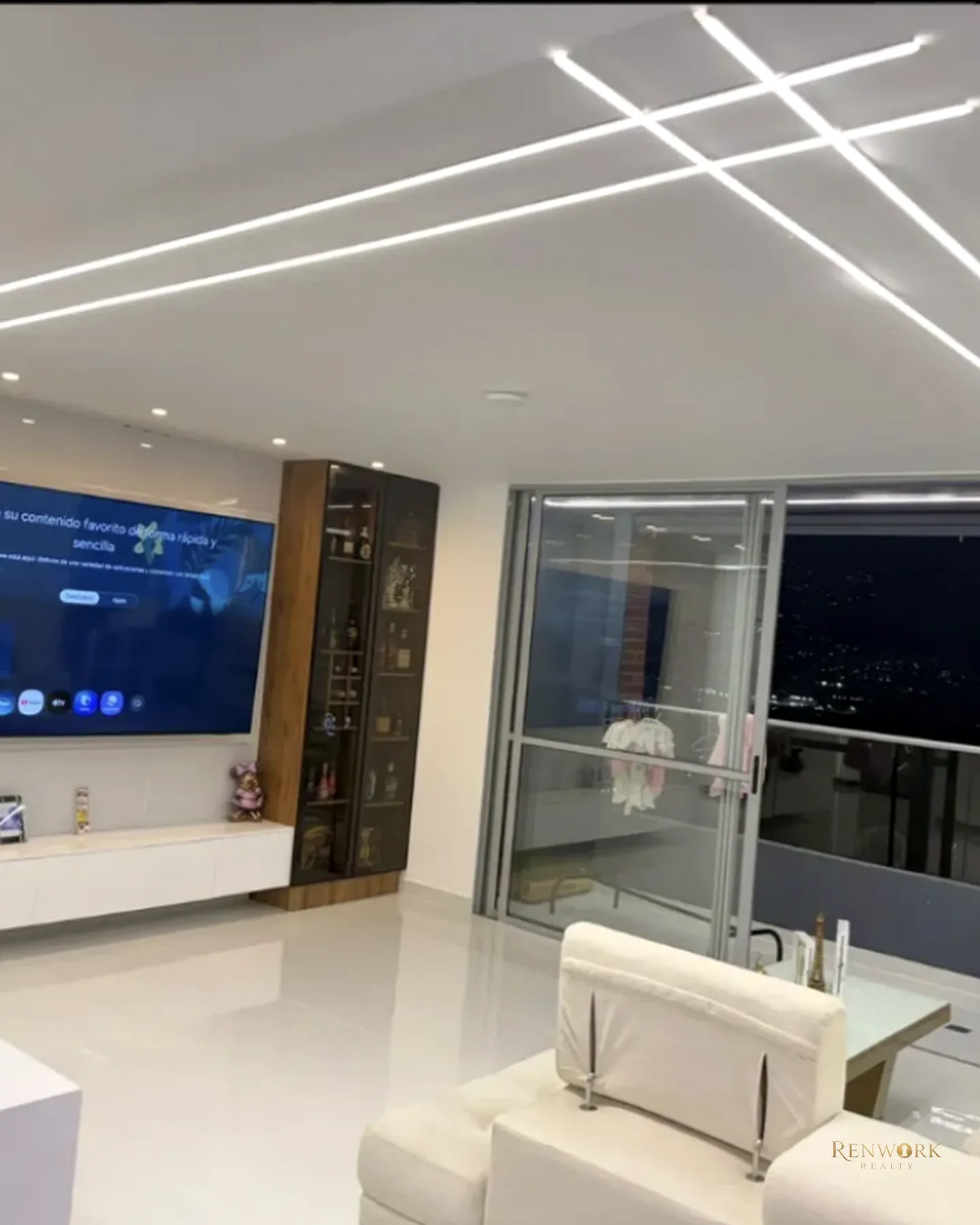 APARTAMENTO MEDELLIN POBLADO PISO ALTO MODERNO VISTA EN CIUDAD DEL RIO · foto 9