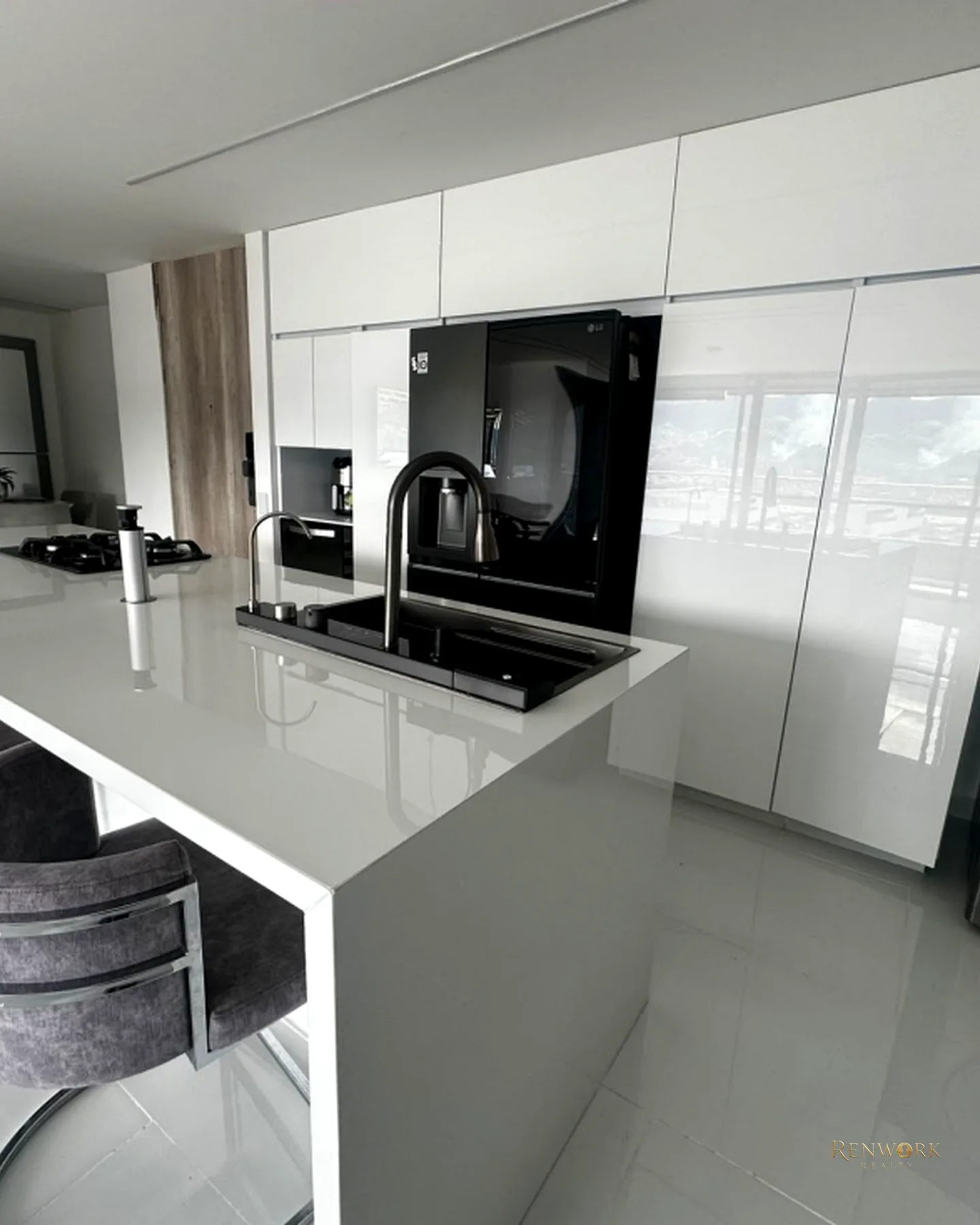 APARTAMENTO MEDELLIN POBLADO PISO ALTO MODERNO VISTA EN CIUDAD DEL RIO · foto 8