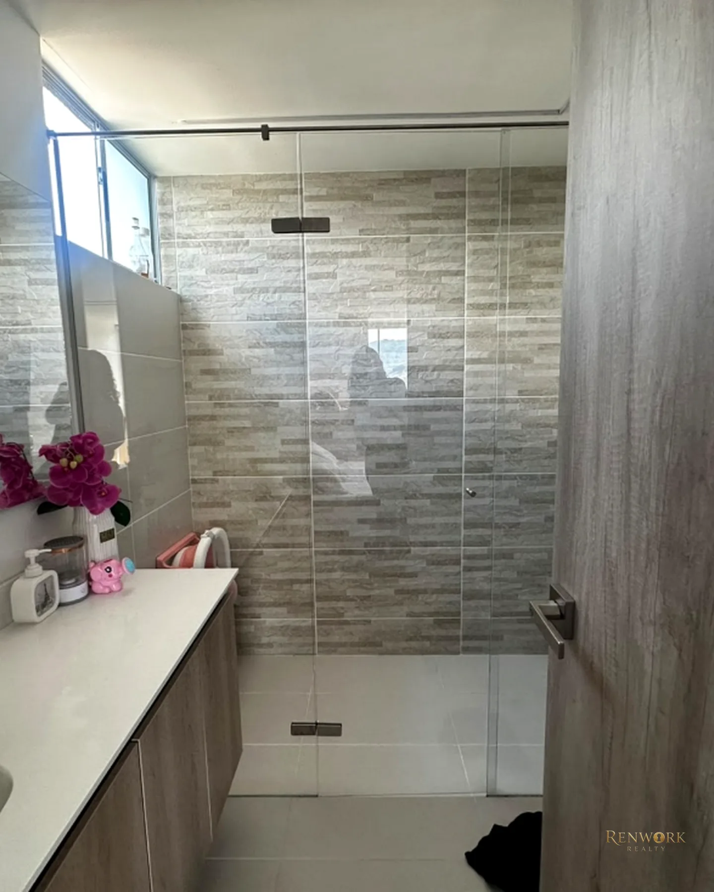 APARTAMENTO MEDELLIN POBLADO PISO ALTO MODERNO VISTA EN CIUDAD DEL RIO · foto 16