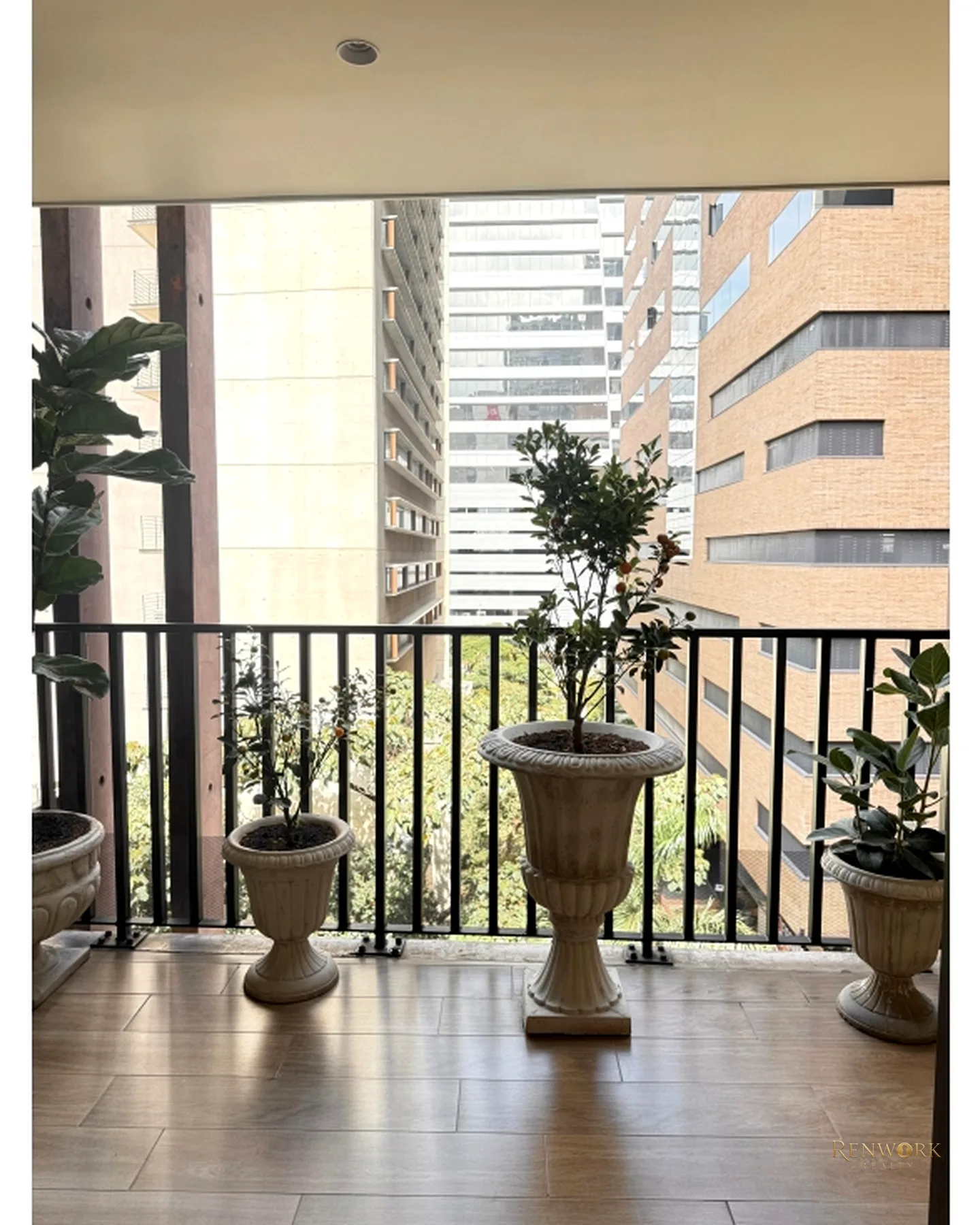 APARTAMENTO MEDELLIN TOTALMENTE REMODELADO POBLADO CIUDAD DEL RIO · foto 17