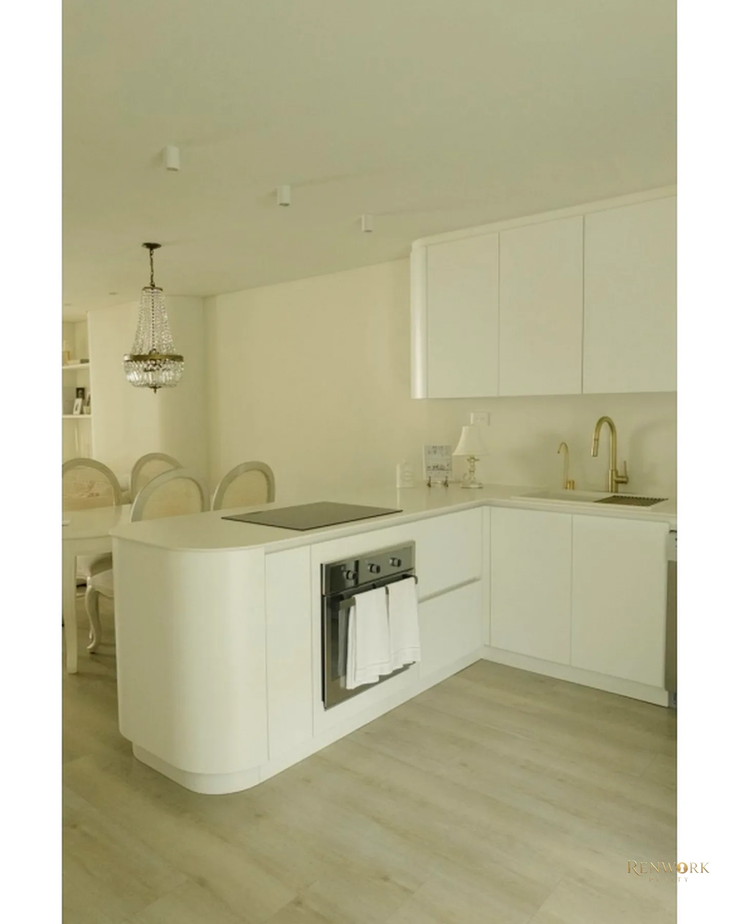 APARTAMENTO MEDELLIN TOTALMENTE REMODELADO POBLADO CIUDAD DEL RIO · foto 3