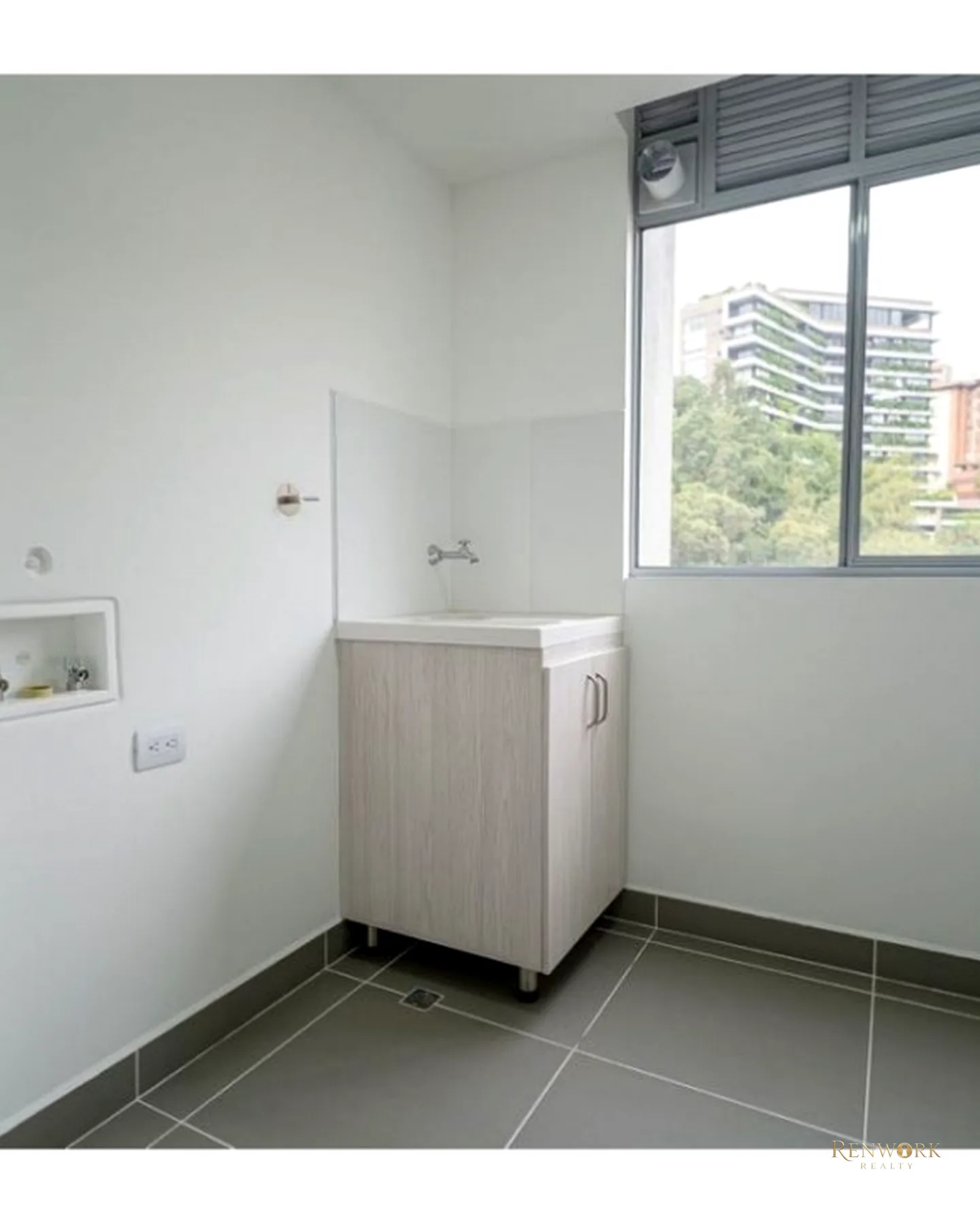 APARTAMENTO NUEVO EN ENVIGADO · foto 8