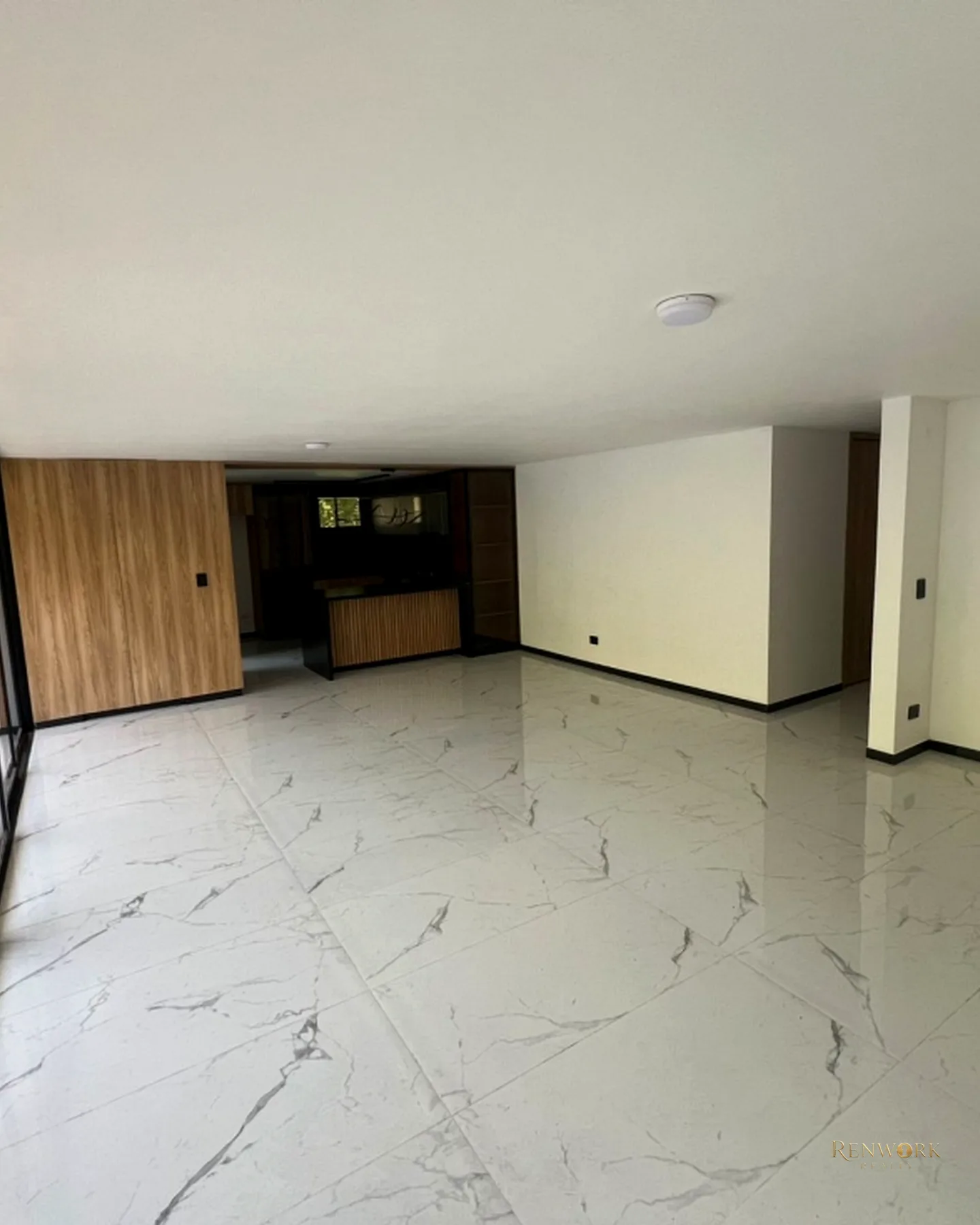 APARTAMENTO PARA ARRIENDO Y VENTA EN EL POBLADO · foto 6