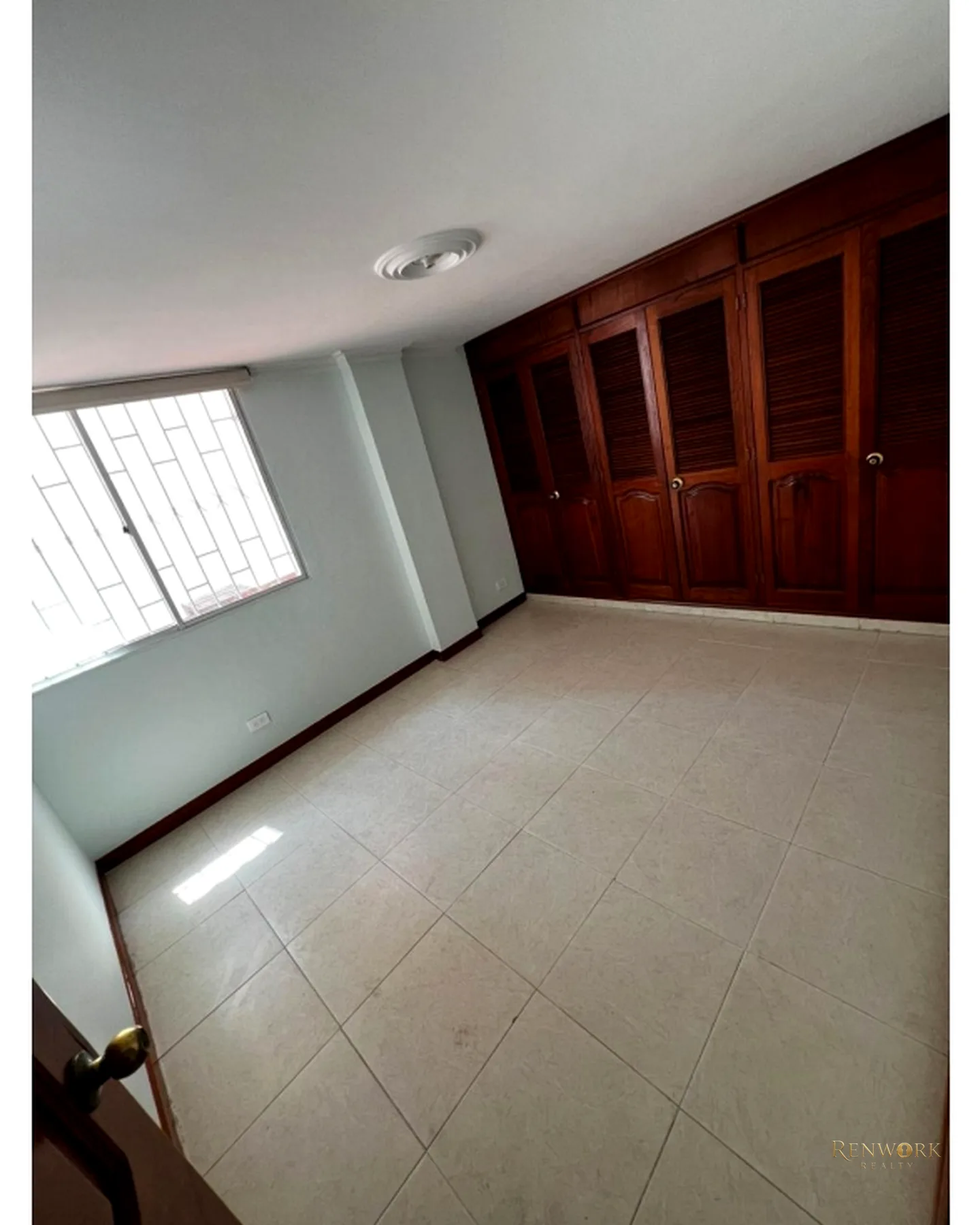 APARTAMENTO PARA EL VENTA EN LAURELES · foto 13