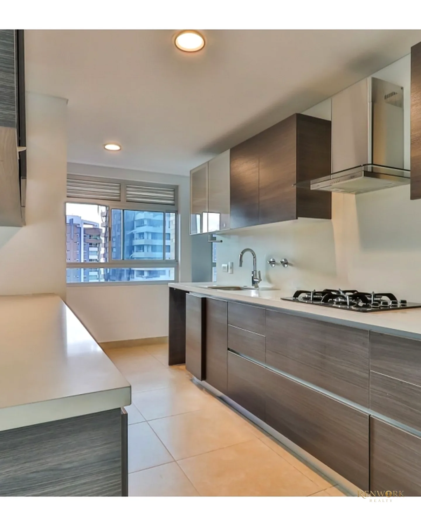 APARTAMENTO PARA LA VENTA EN CASTROPOL, EL POBLADO · foto 5