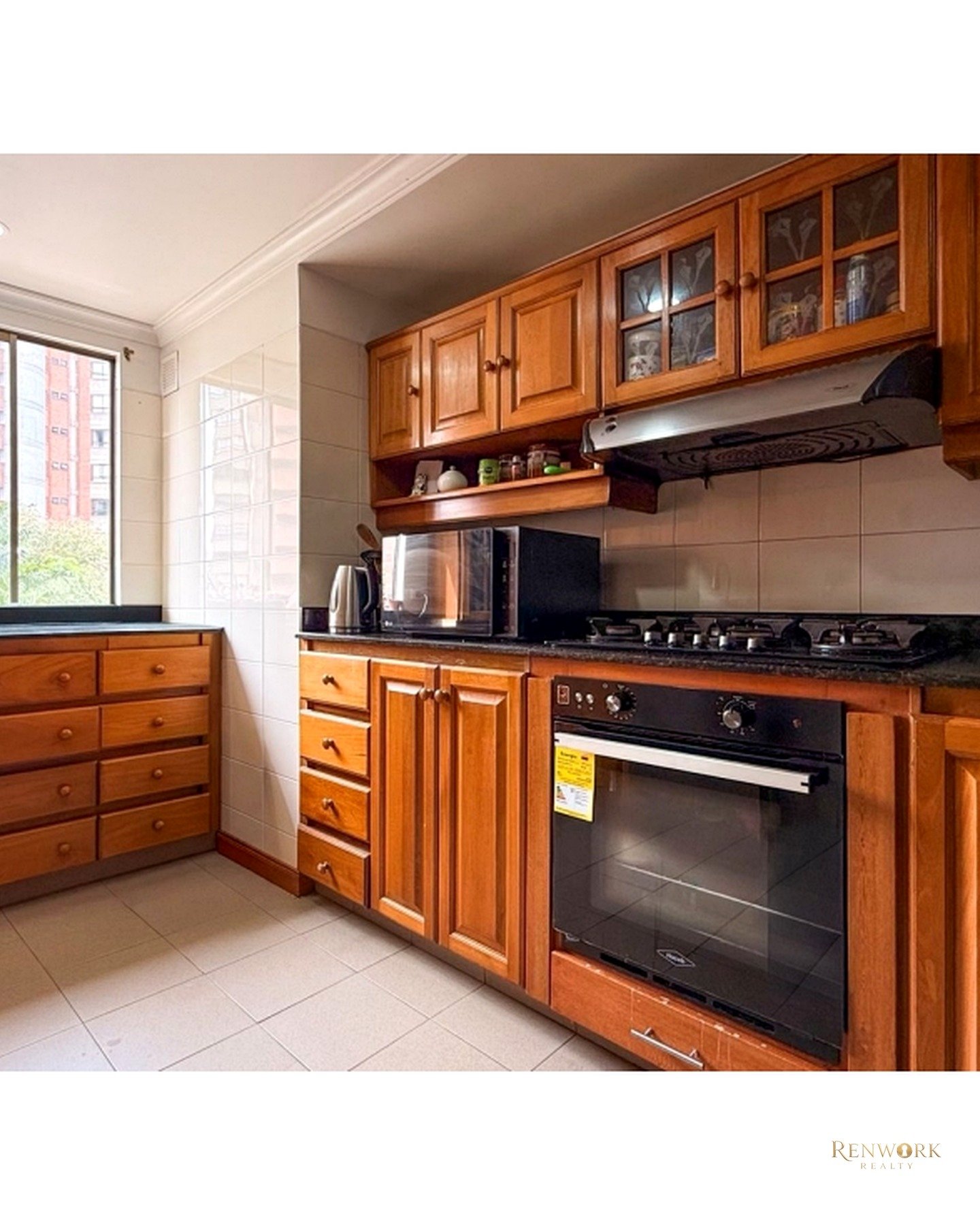 APARTAMENTO PARA LA VENTA EN EL POBLADO, CERCA AL CC SANTAFÉ, PISO 4 · foto 11