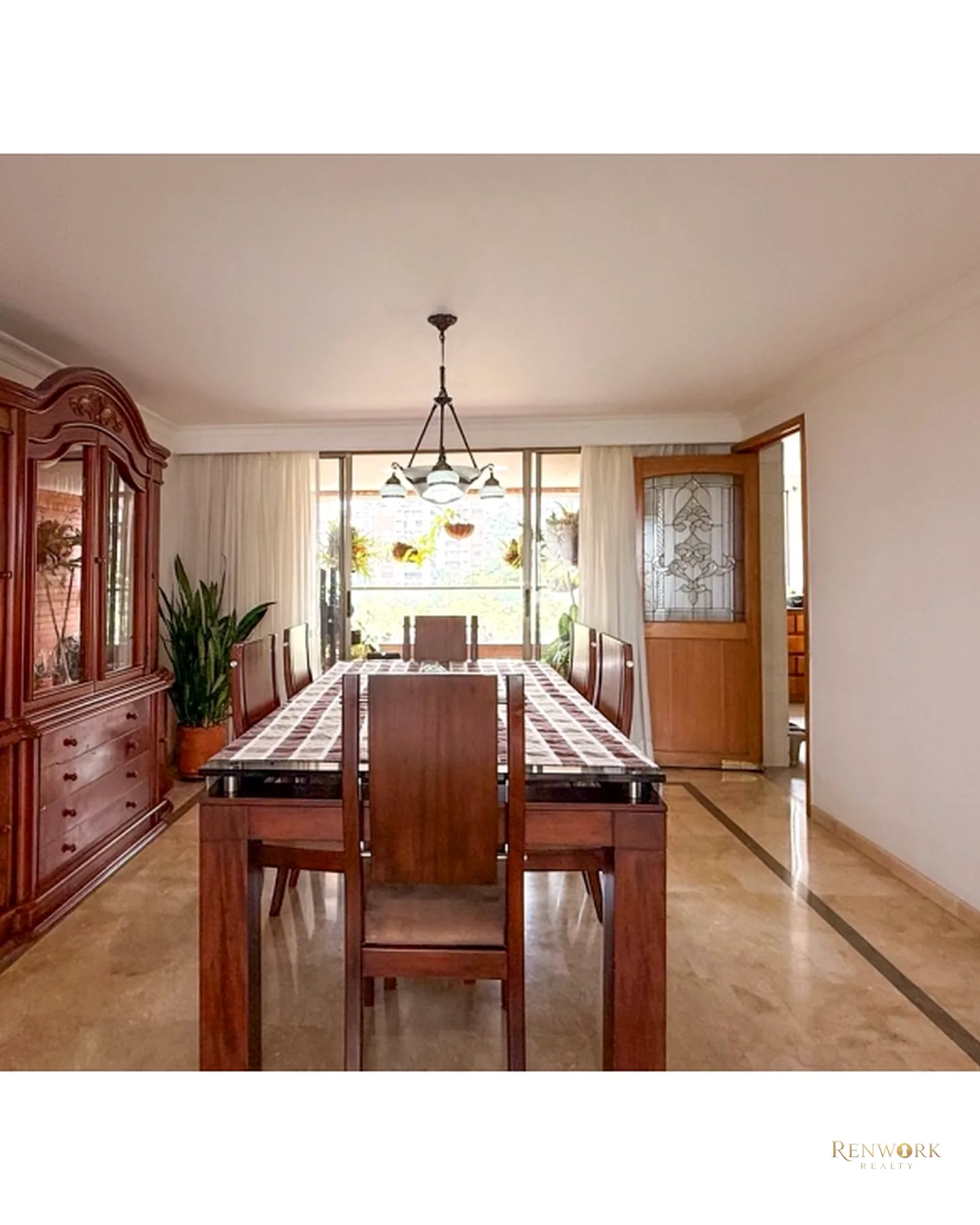 APARTAMENTO PARA LA VENTA EN EL POBLADO, CERCA AL CC SANTAFÉ, PISO 4 · foto 6