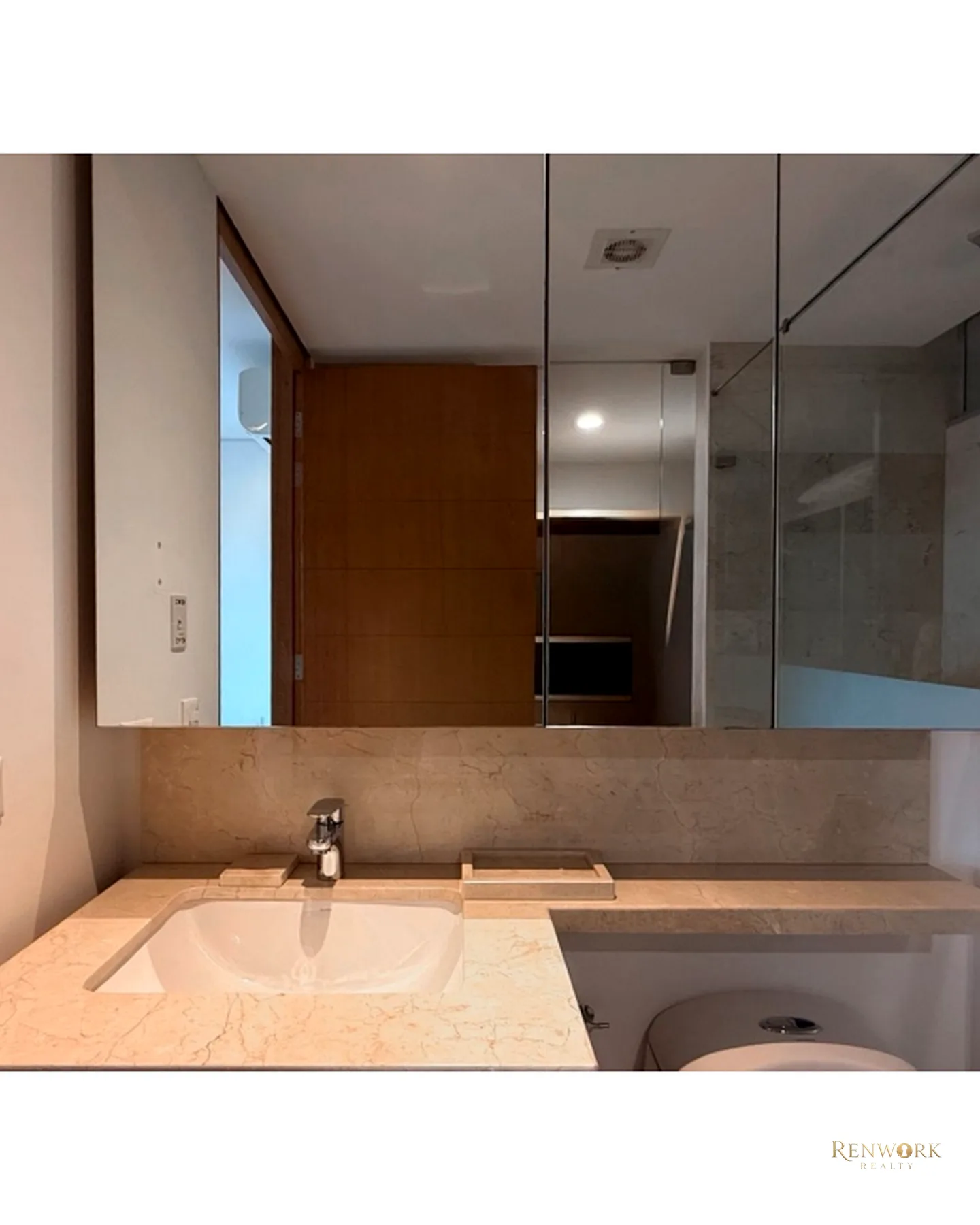 APARTAMENTO PARA LA VENTA EN EL POBLADO, CERCA AL TESORO PISO 19 · foto 21