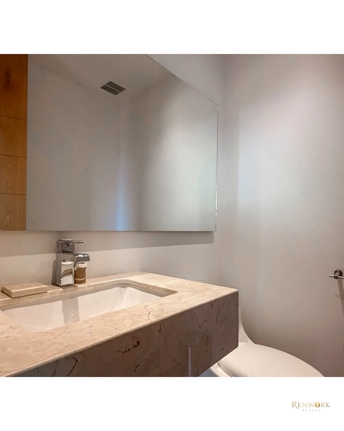APARTAMENTO PARA LA VENTA EN EL POBLADO, CERCA AL TESORO PISO 19 · foto 16