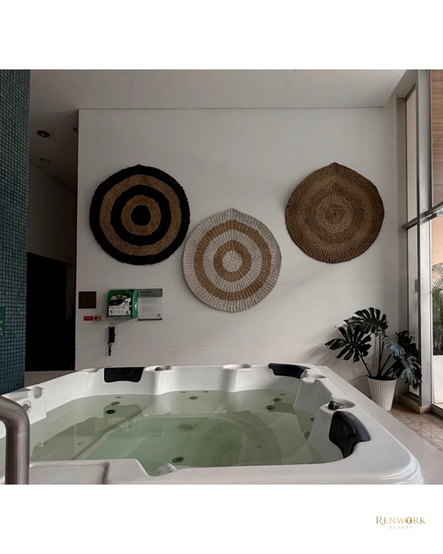 APARTAMENTO PARA LA VENTA EN EL POBLADO, CERCA AL TESORO PISO 19 · foto 14