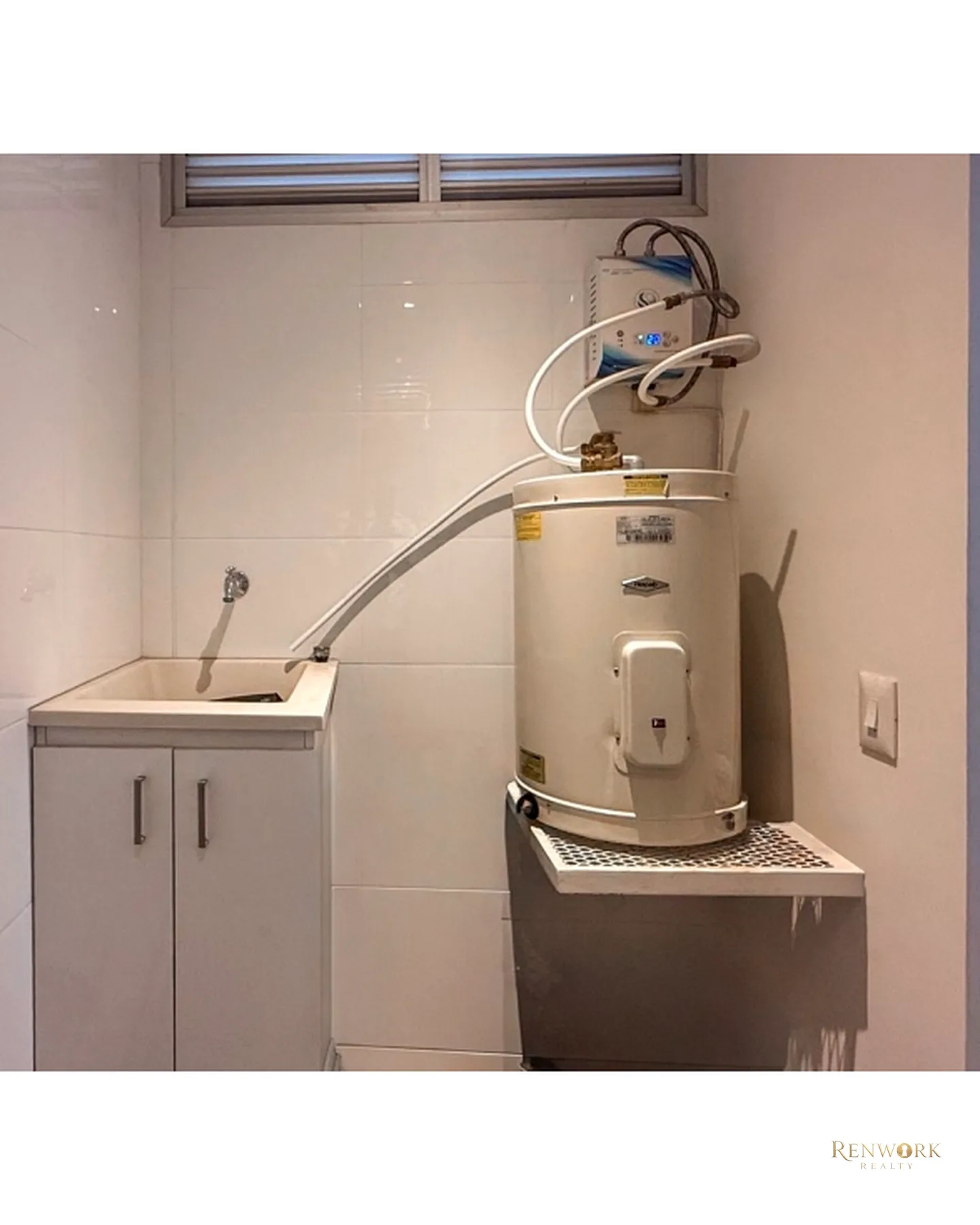 APARTAMENTO PARA LA VENTA EN EL POBLADO, CERCA AL TESORO PISO 19 · foto 13