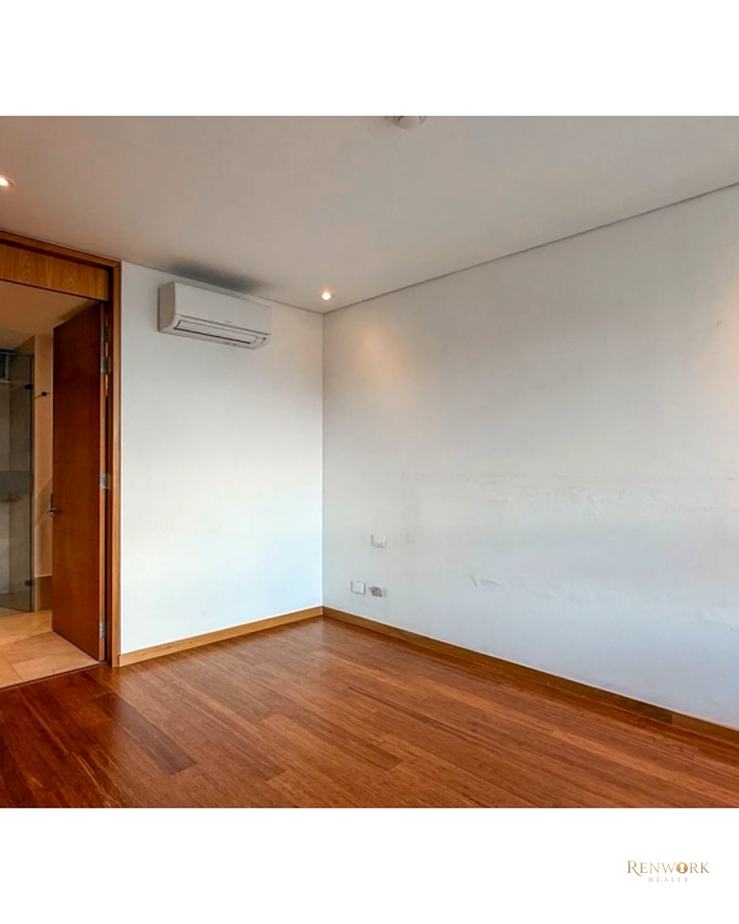 APARTAMENTO PARA LA VENTA EN EL POBLADO, CERCA AL TESORO PISO 19 · foto 19