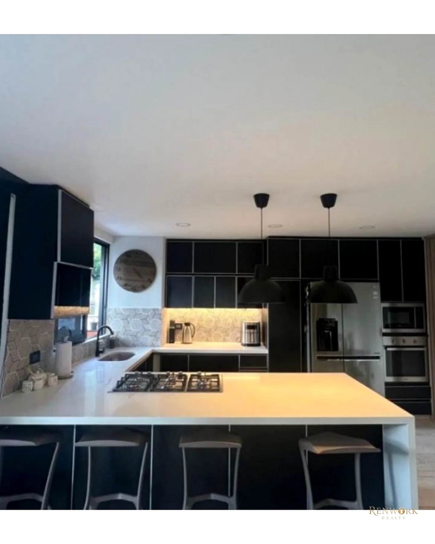 APARTAMENTO PARA LA VENTA EN EL POBLADO · foto 9