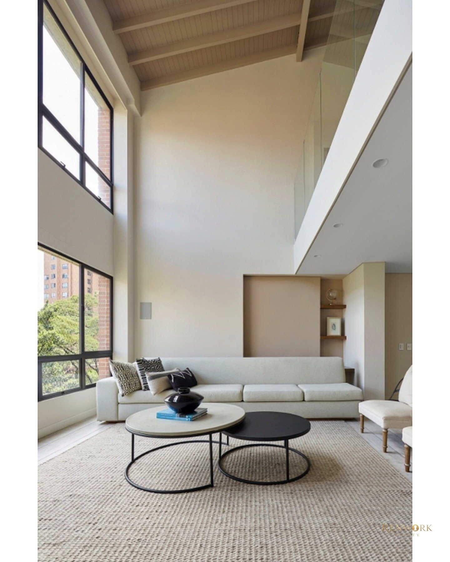 APARTAMENTO PARA LA VENTA EN EL POBLADO · foto 2