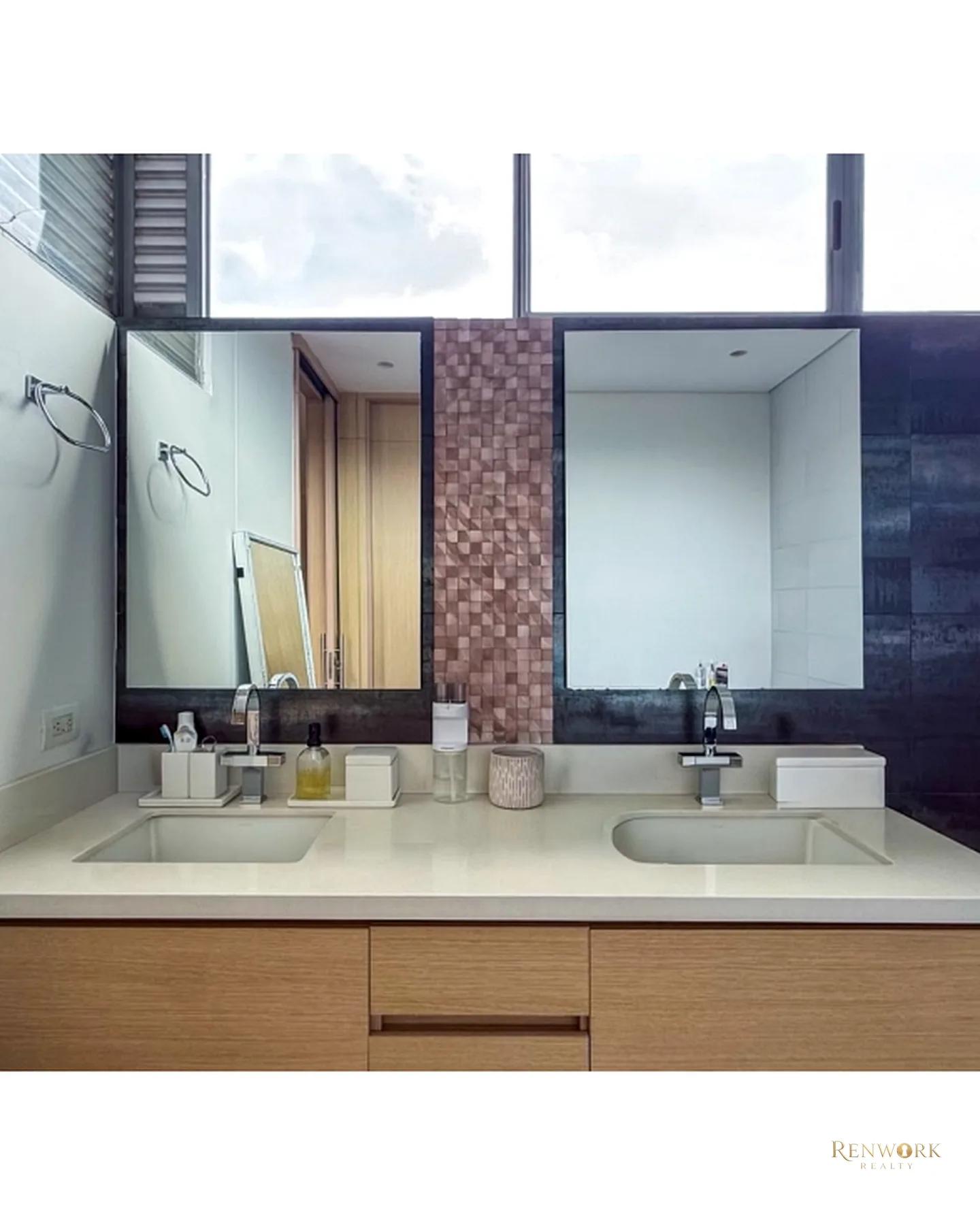 APARTAMENTO PARA LA VENTA EN EL POBLADO, PISO 10 · foto 15