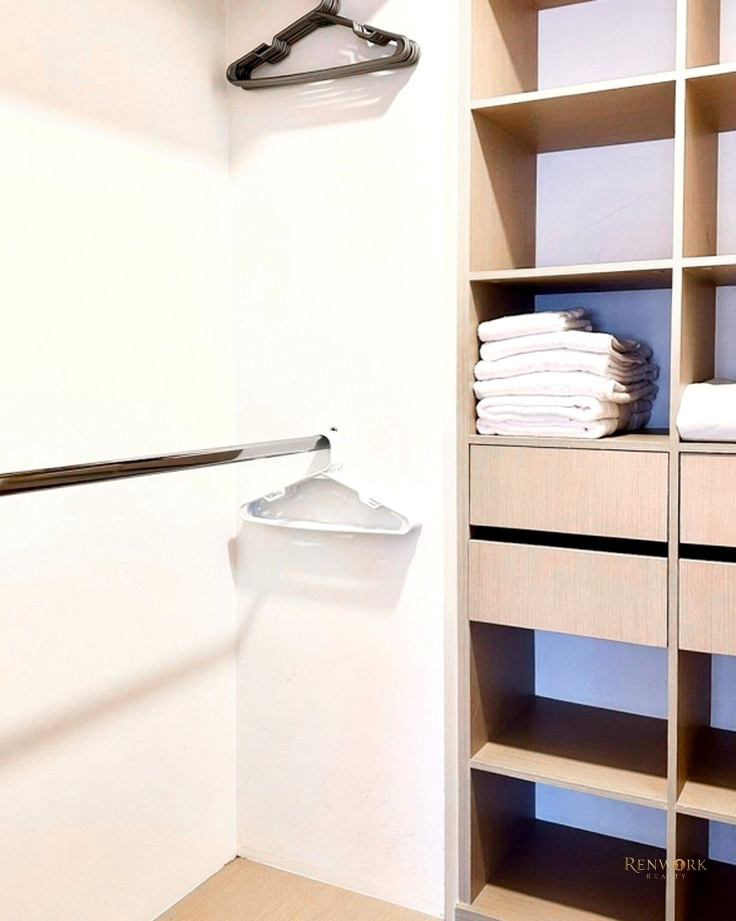 APARTAMENTO PARA LA VENTA EN EL POBLADO, PISO 18 · foto 9