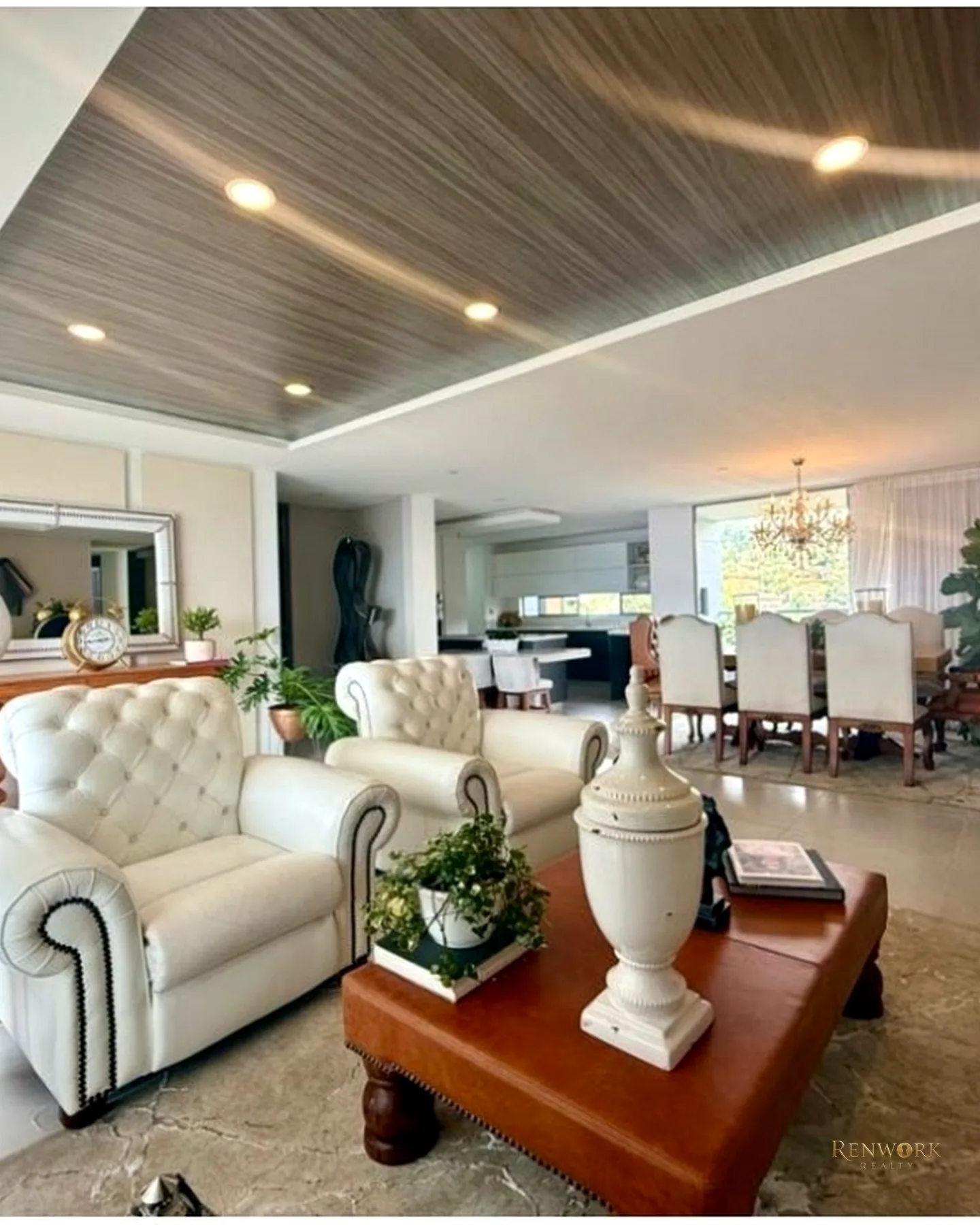 APARTAMENTO PARA LA VENTA EN ENVIGADO BENEDICTINOS · foto 2
