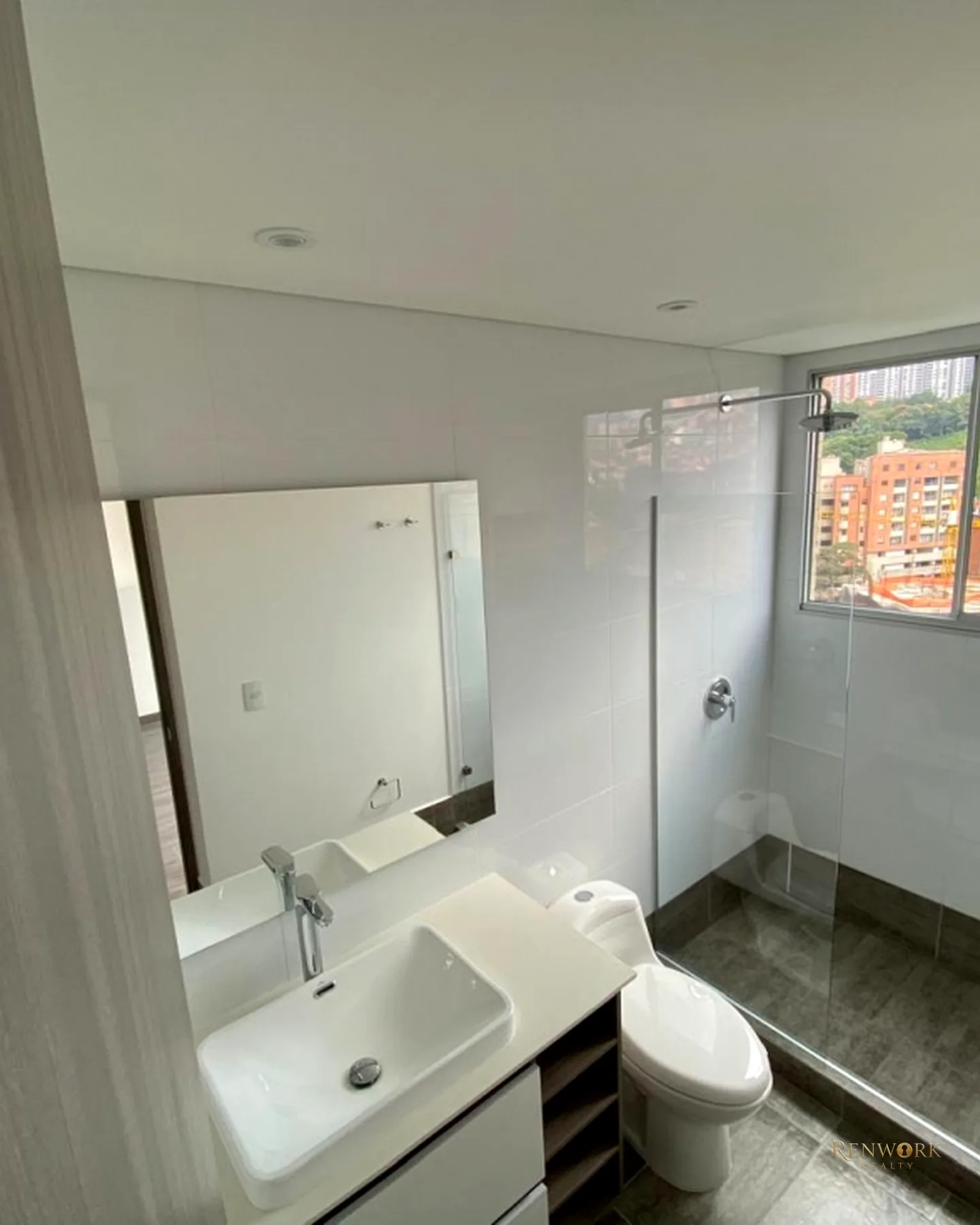 APARTAMENTO PARA LA VENTA EN ENVIGADO · foto 10