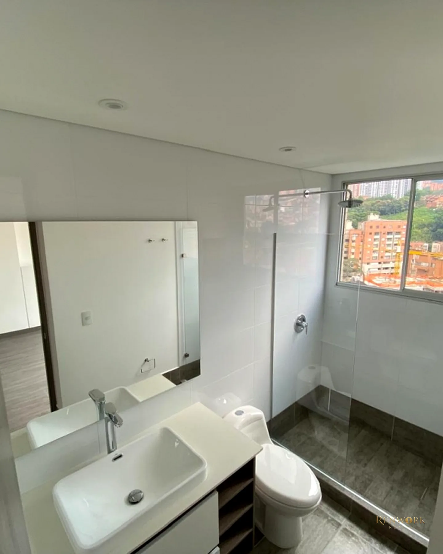 APARTAMENTO PARA LA VENTA EN ENVIGADO · foto 9