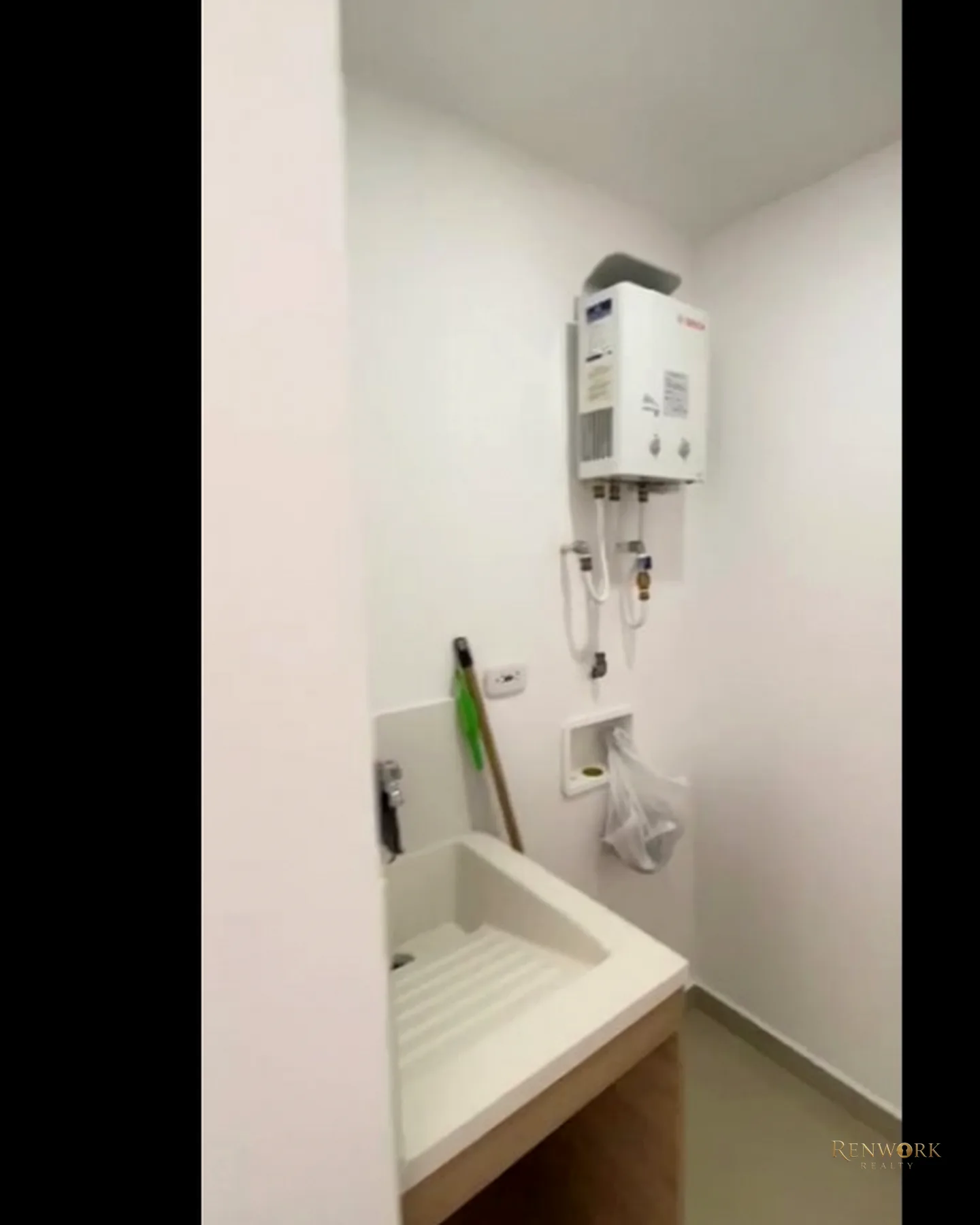 APARTAMENTO PARA LA VENTA EN ENVIGADO EL DORADO · foto 10