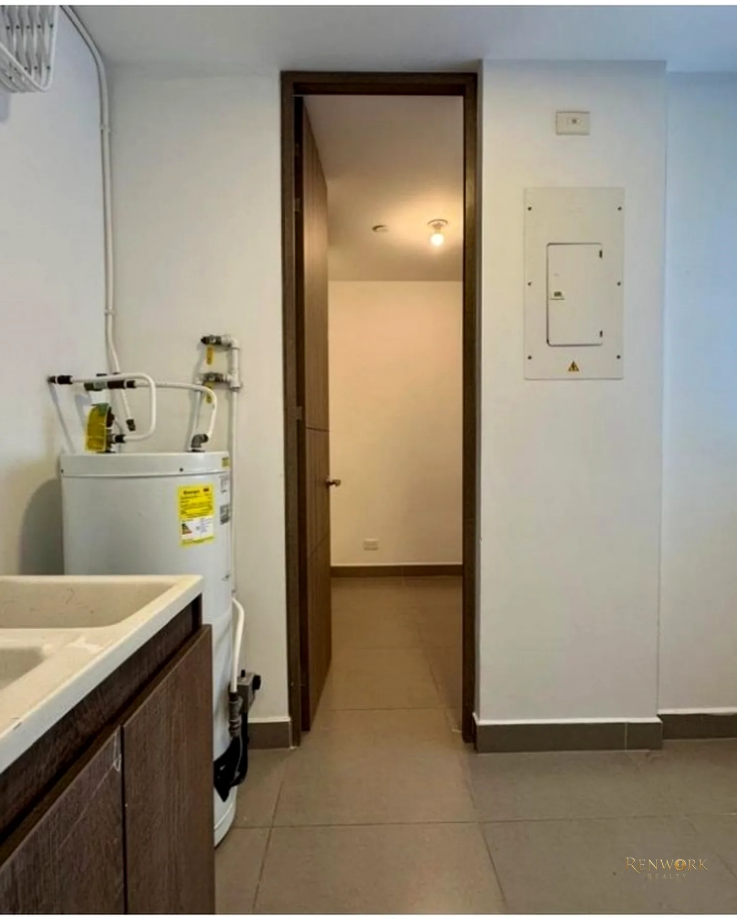 APARTAMENTO PARA LA VENTA EN ENVIGADO LOMA DE LAS BRUJAS · foto 8