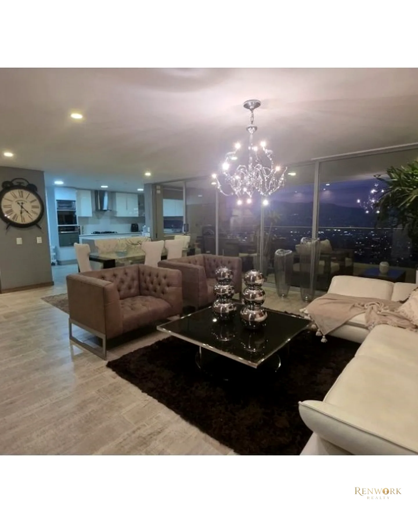 APARTAMENTO PARA LA VENTA EN ENVIGADO LOMA DE LAS BRUJAS · foto 1