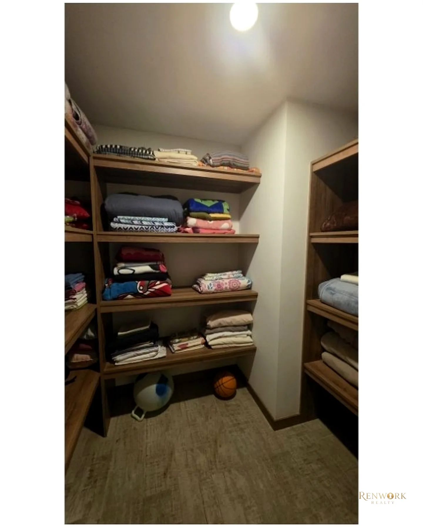 APARTAMENTO PARA LA VENTA EN ENVIGADO LOMA DE LAS BRUJAS · foto 12