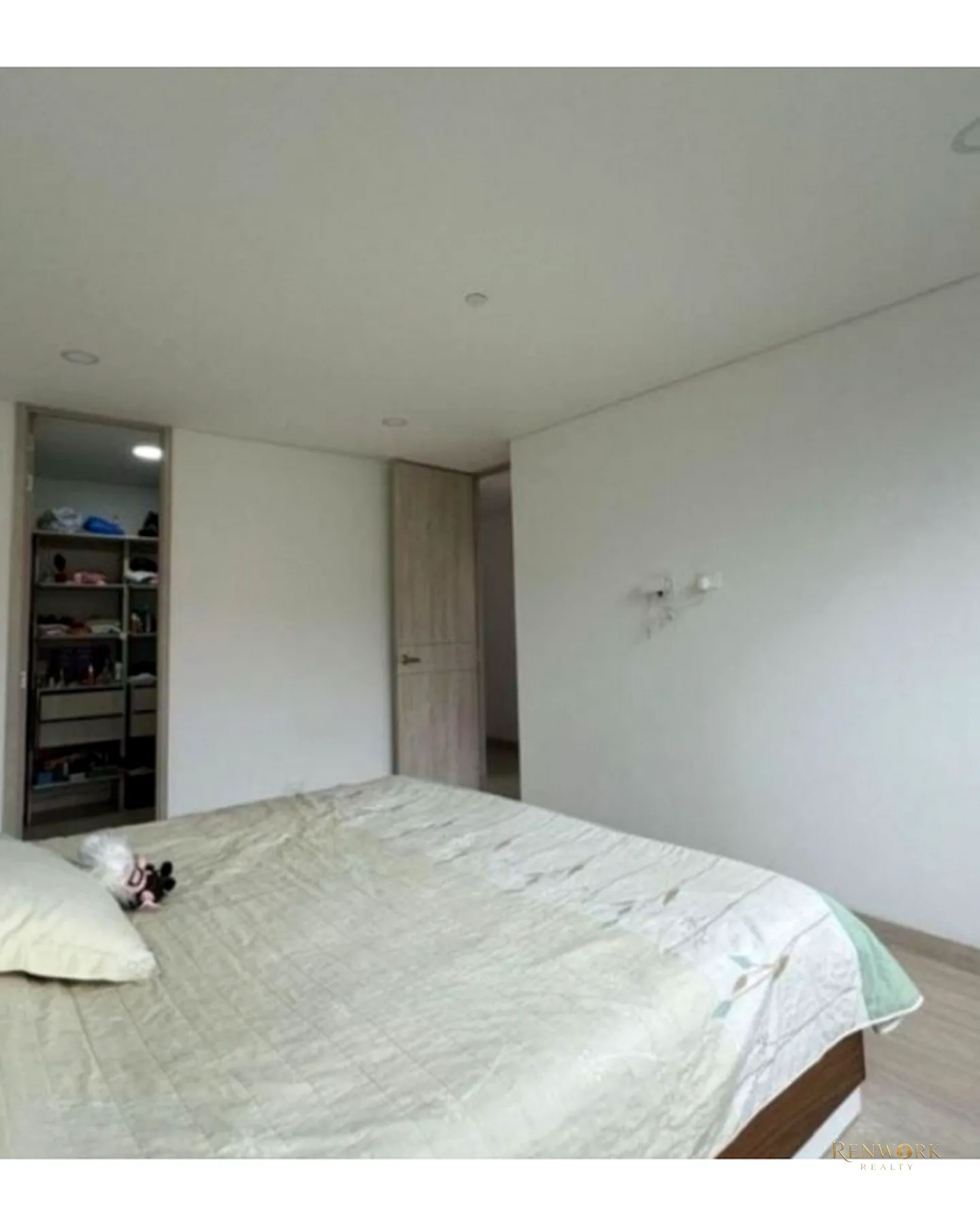 APARTAMENTO PARA LA VENTA EN ENVIGADO LOMA DE LOS MESA · foto 13