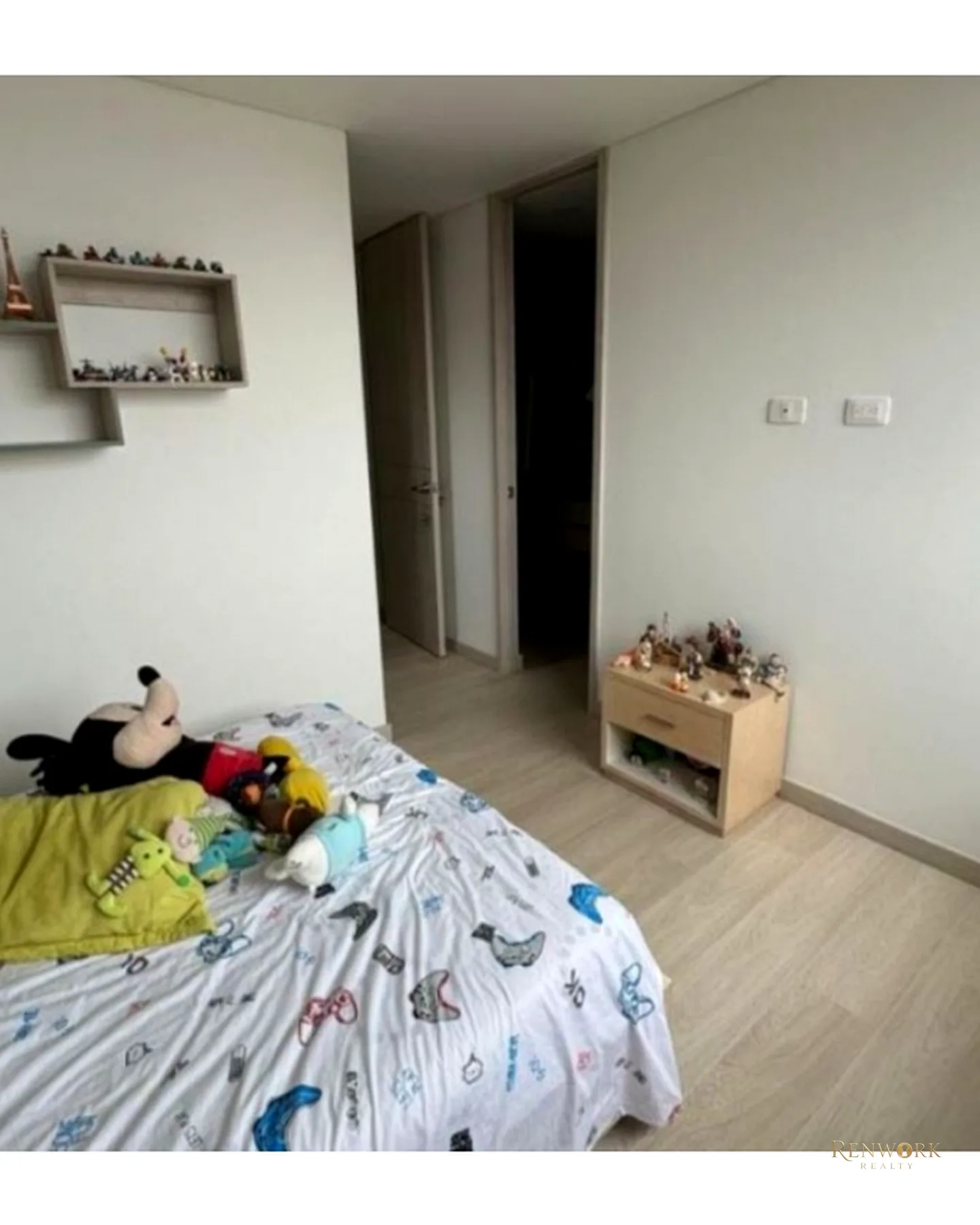 APARTAMENTO PARA LA VENTA EN ENVIGADO LOMA DE LOS MESA · foto 10