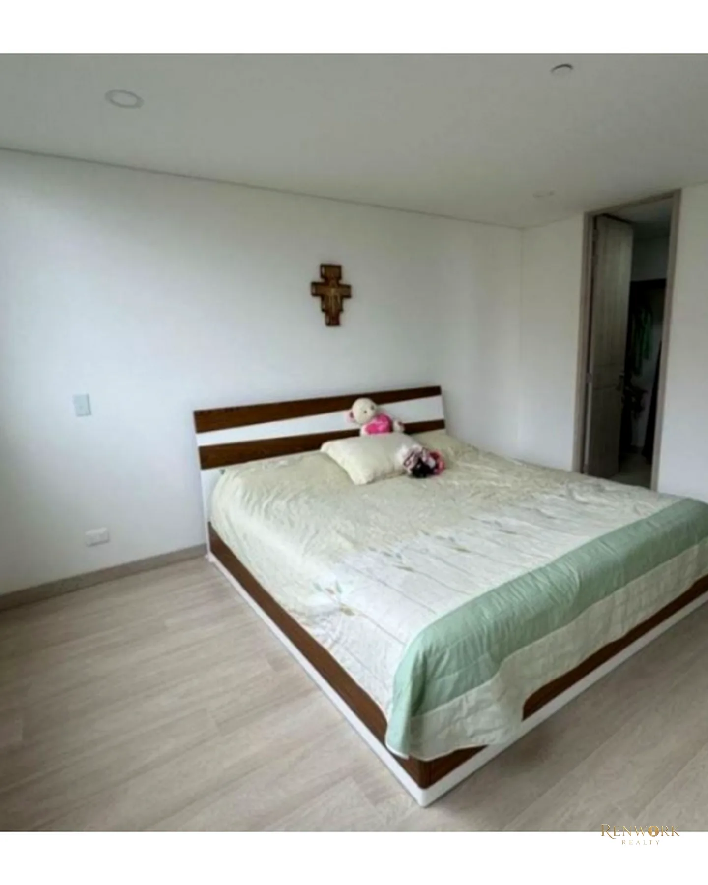 APARTAMENTO PARA LA VENTA EN ENVIGADO LOMA DE LOS MESA · foto 14