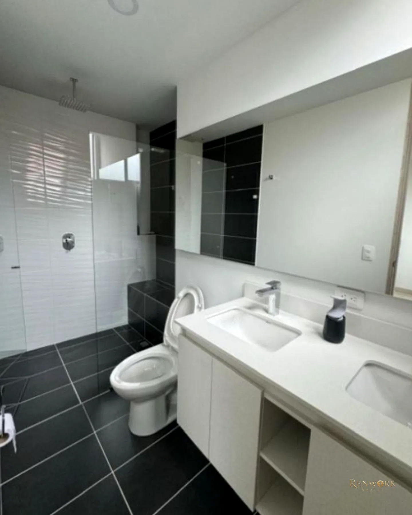 APARTAMENTO PARA LA VENTA EN ENVIGADO LOMA DE LOS MESA · foto 15