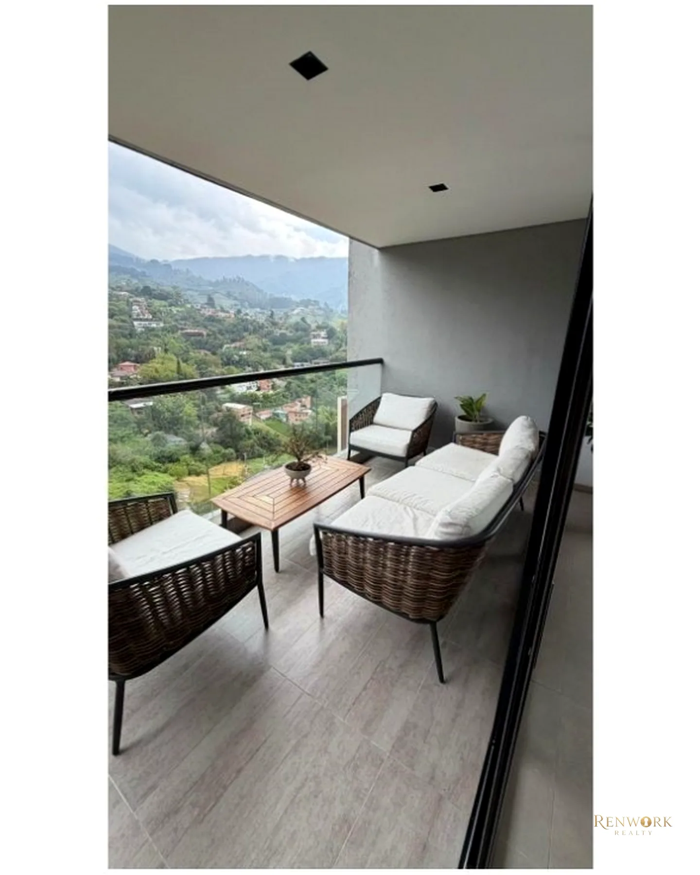 APARTAMENTO PARA LA VENTA EN ENVIGADO LOMA LAS BRUJAS · foto 9