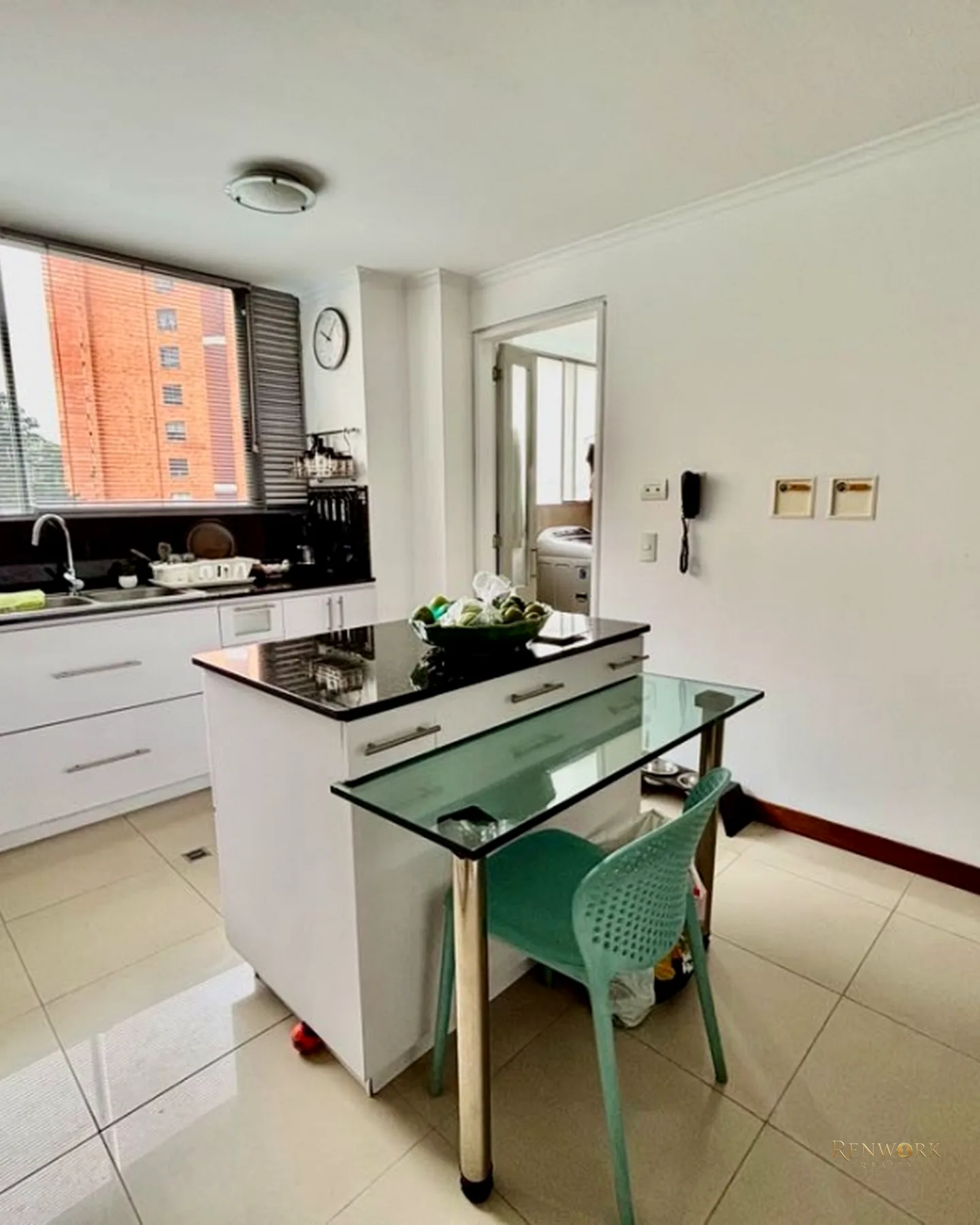 APARTAMENTO PARA LA VENTA EN LA CALERA, POBLADO. · foto 4
