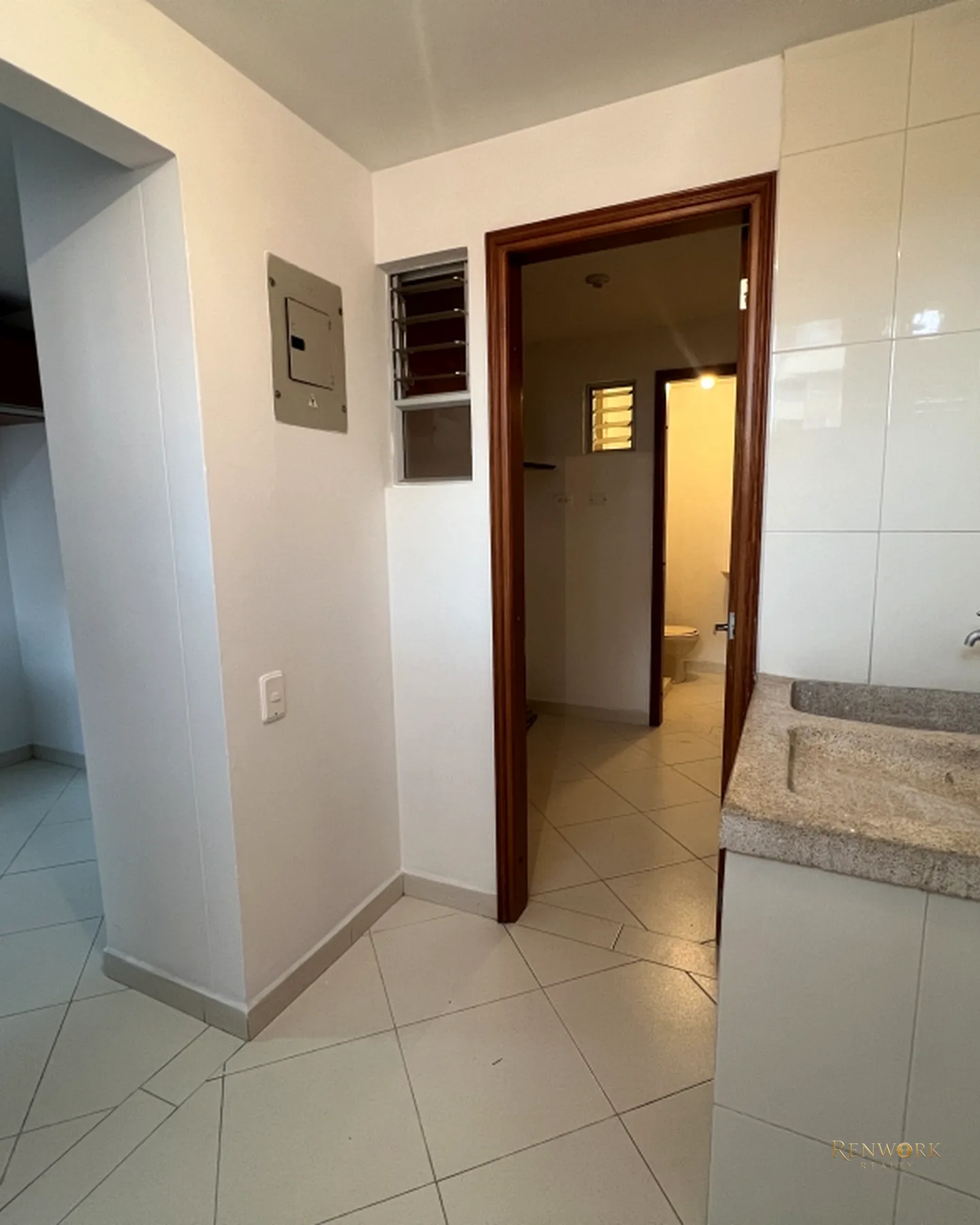 APARTAMENTO PARA LA VENTA EN LAURELES, MEDELLÍN · foto 6
