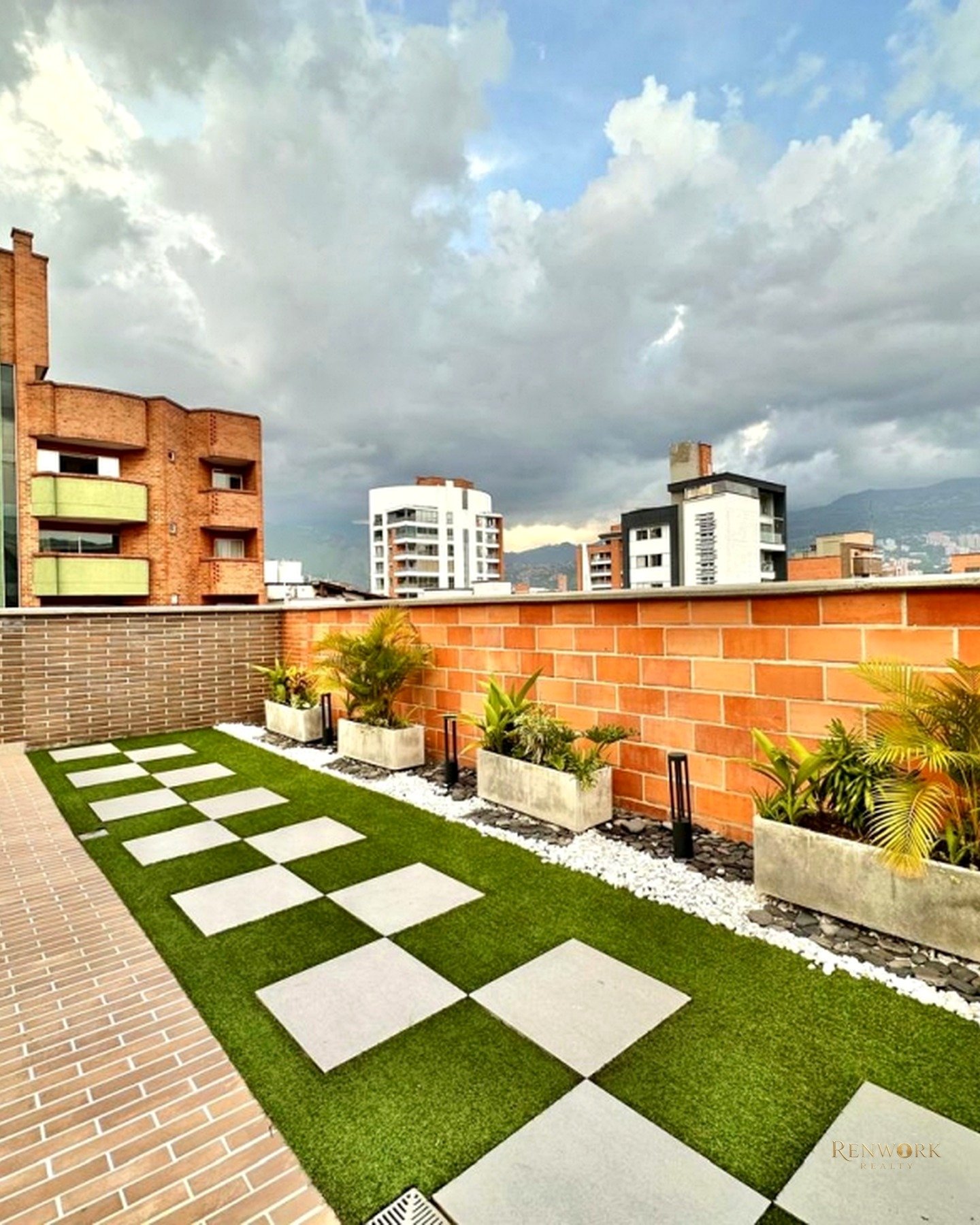APARTAMENTO PARA LA VENTA EN LAURELES, PISO 2 · foto 23