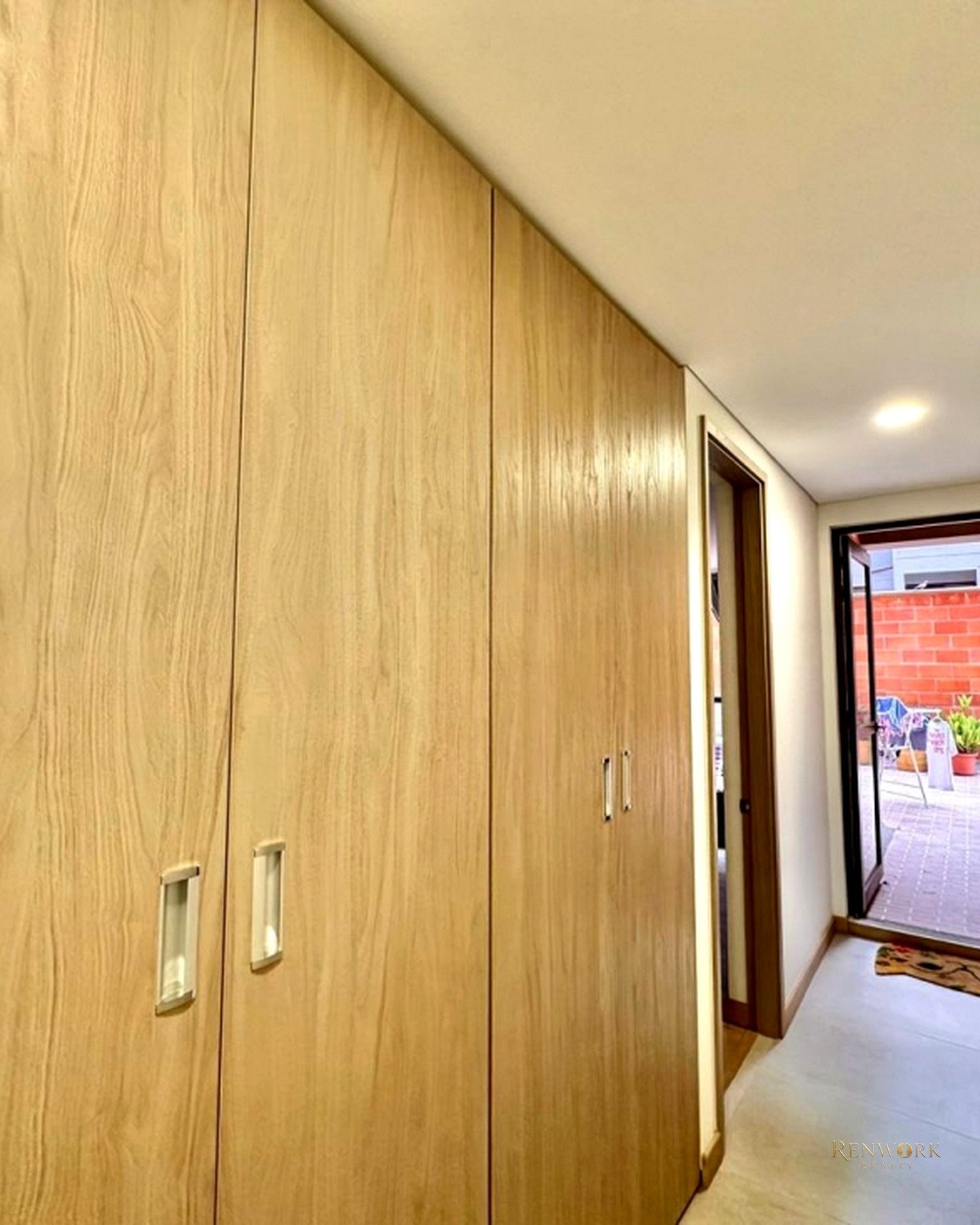 APARTAMENTO PARA LA VENTA EN LAURELES, PISO 2 · foto 8