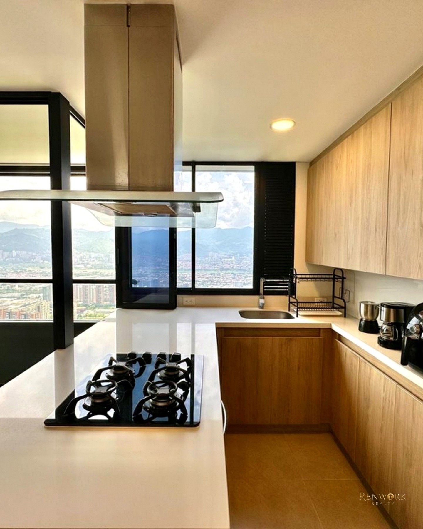 APARTAMENTO PARA LA VENTA EN PALMAS, PISO 22 · foto 18