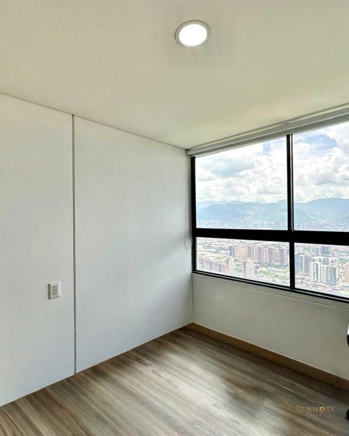 APARTAMENTO PARA LA VENTA EN PALMAS, PISO 22 · foto 19