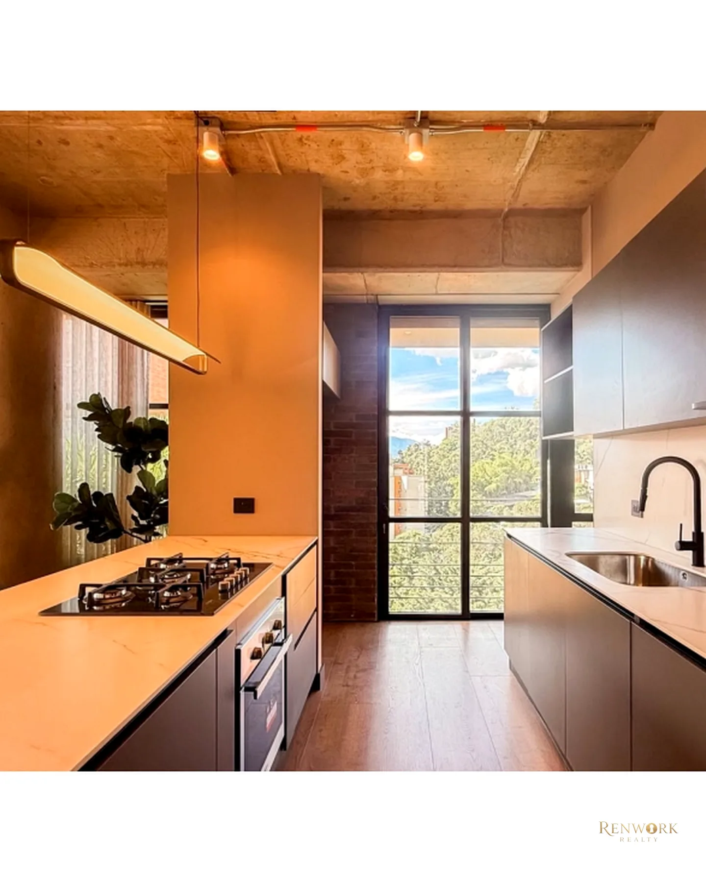 APARTAMENTO PARA LA VENTA EN PROVENZA, PISO 13 · foto 3