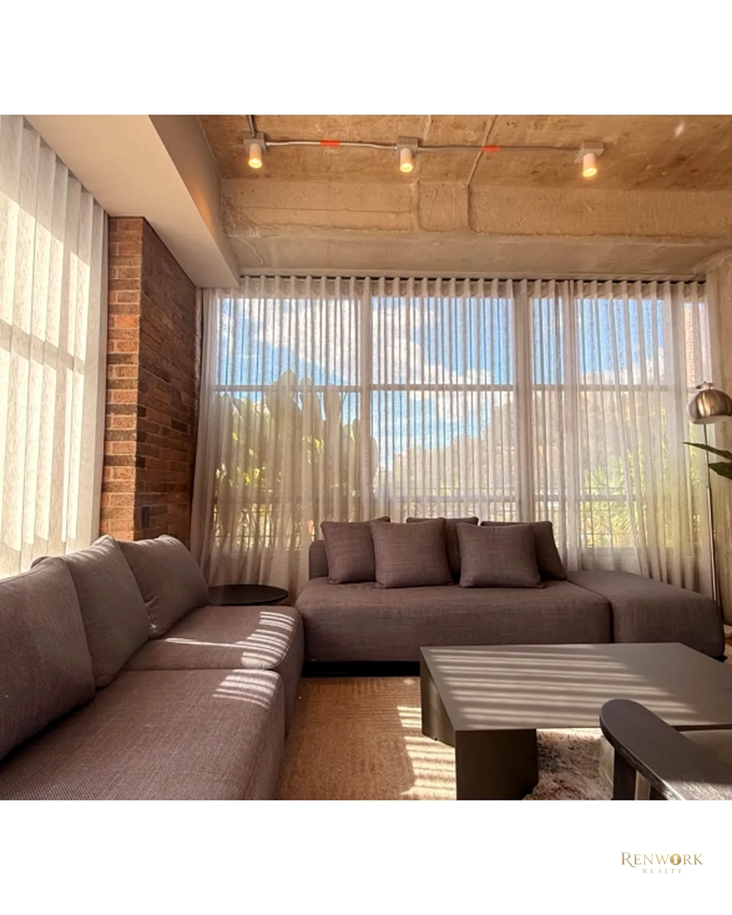 APARTAMENTO PARA LA VENTA EN PROVENZA, PISO 13 · foto 1