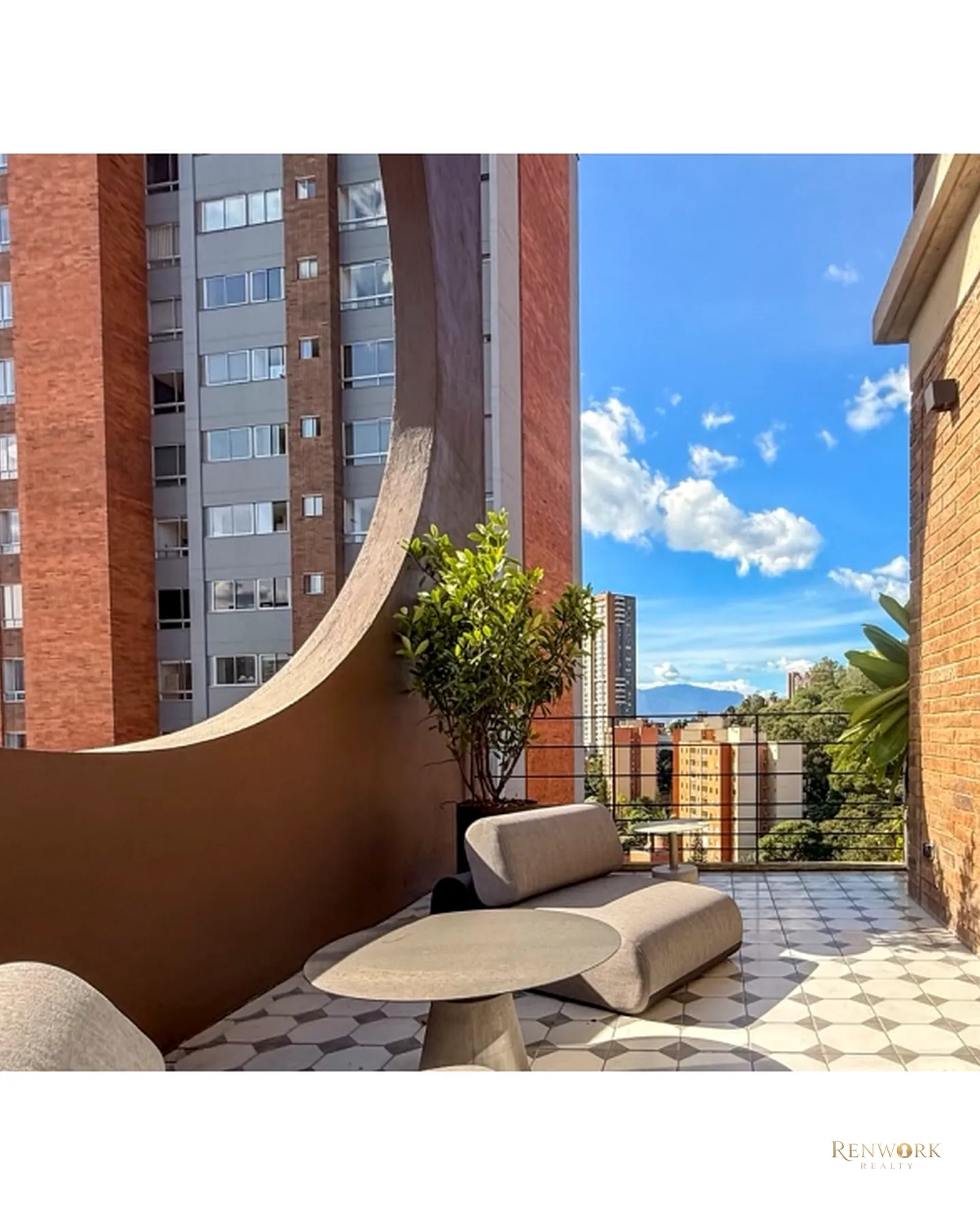 APARTAMENTO PARA LA VENTA EN PROVENZA, PISO 13 · foto 21