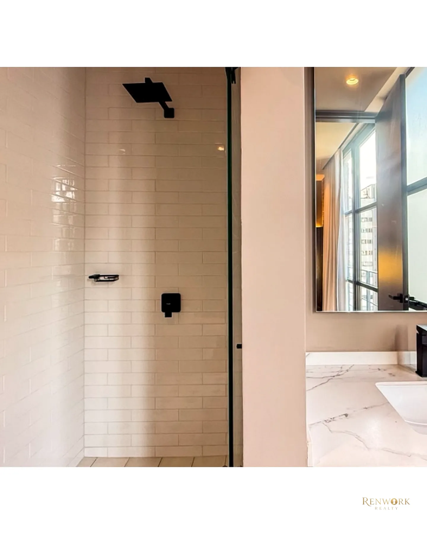 APARTAMENTO PARA LA VENTA EN PROVENZA, PISO 13 · foto 4