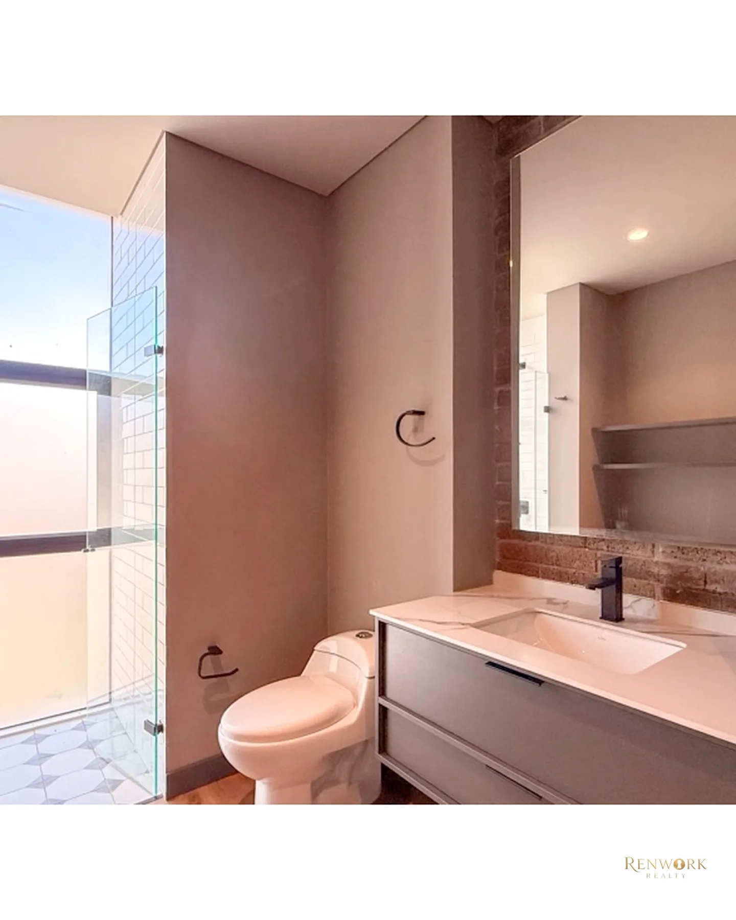 APARTAMENTO PARA LA VENTA EN PROVENZA, PISO 13 · foto 17