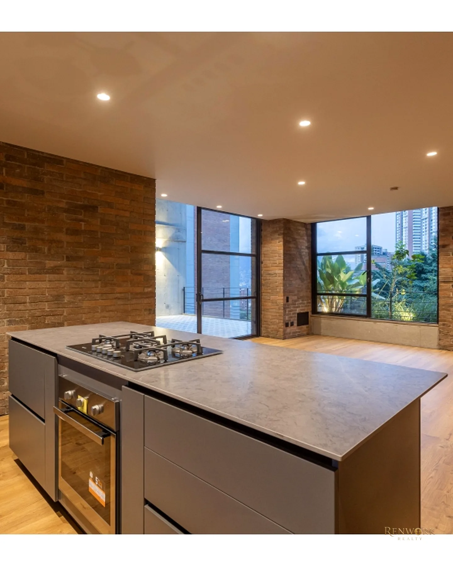 APARTAMENTO PARA LA VENTA EN PROVENZA, PISO 7 · foto 4