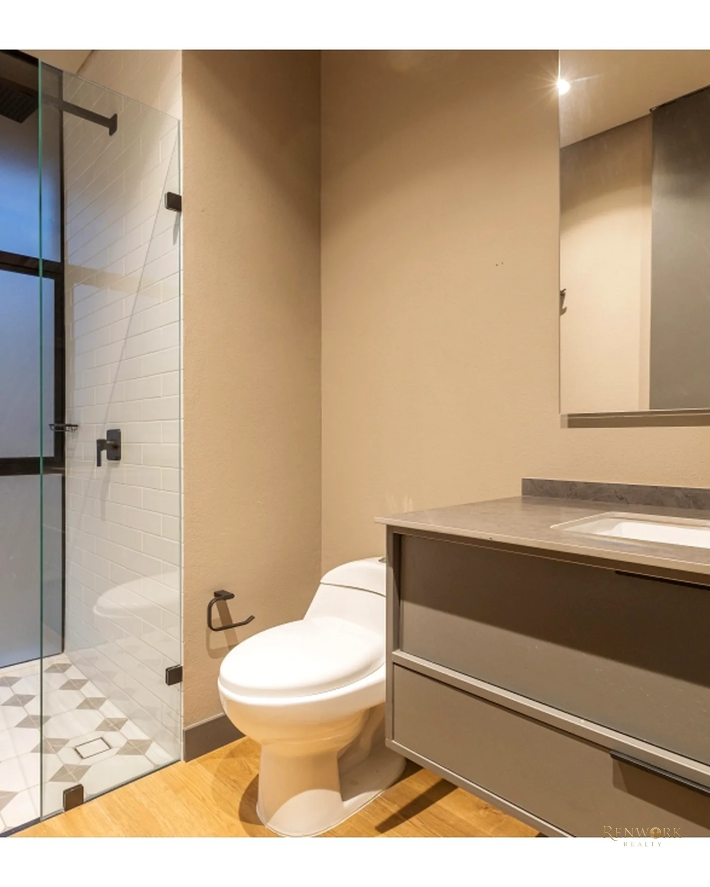 APARTAMENTO PARA LA VENTA EN PROVENZA, PISO 7 · foto 9