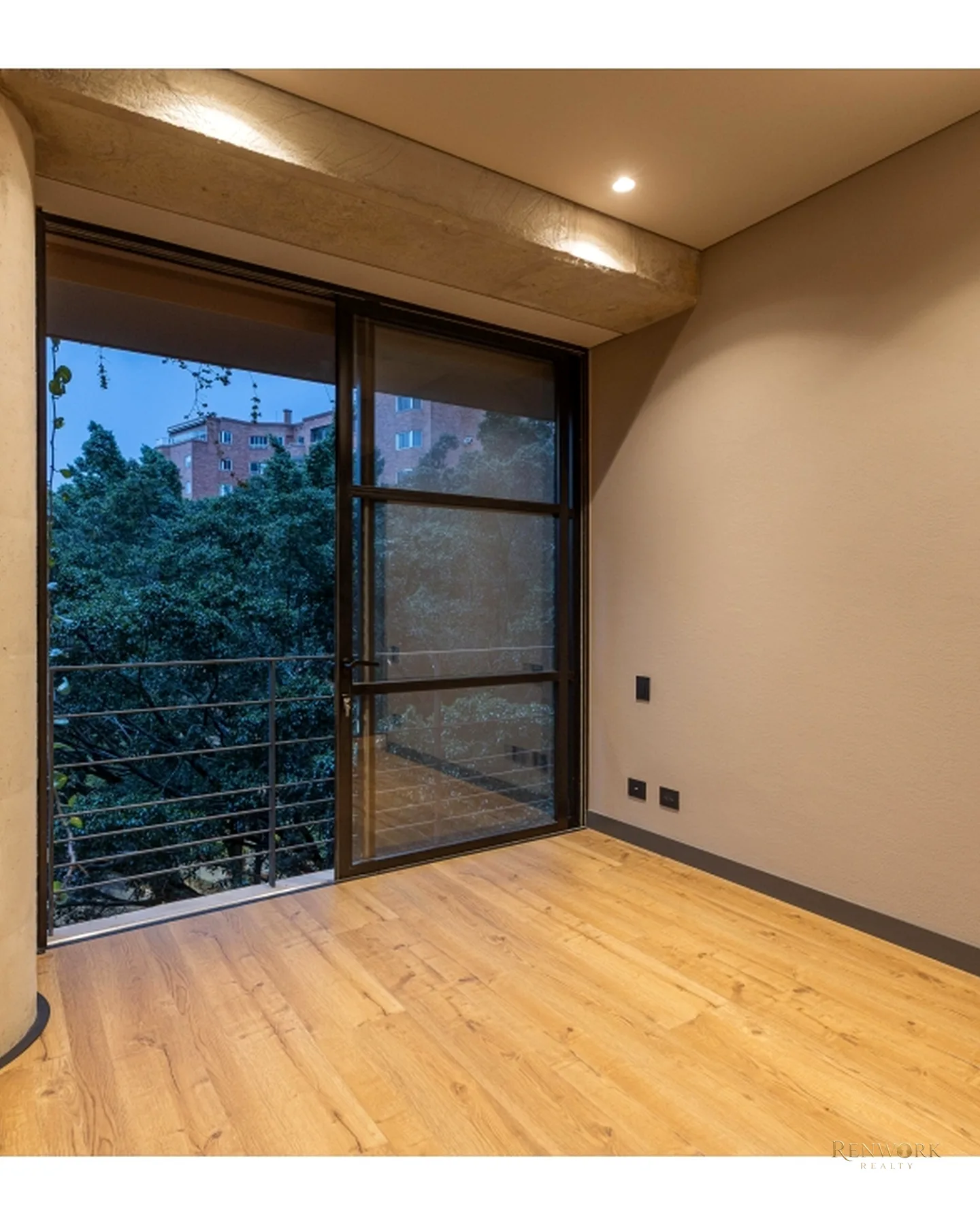 APARTAMENTO PARA LA VENTA EN PROVENZA, PISO 7 · foto 7