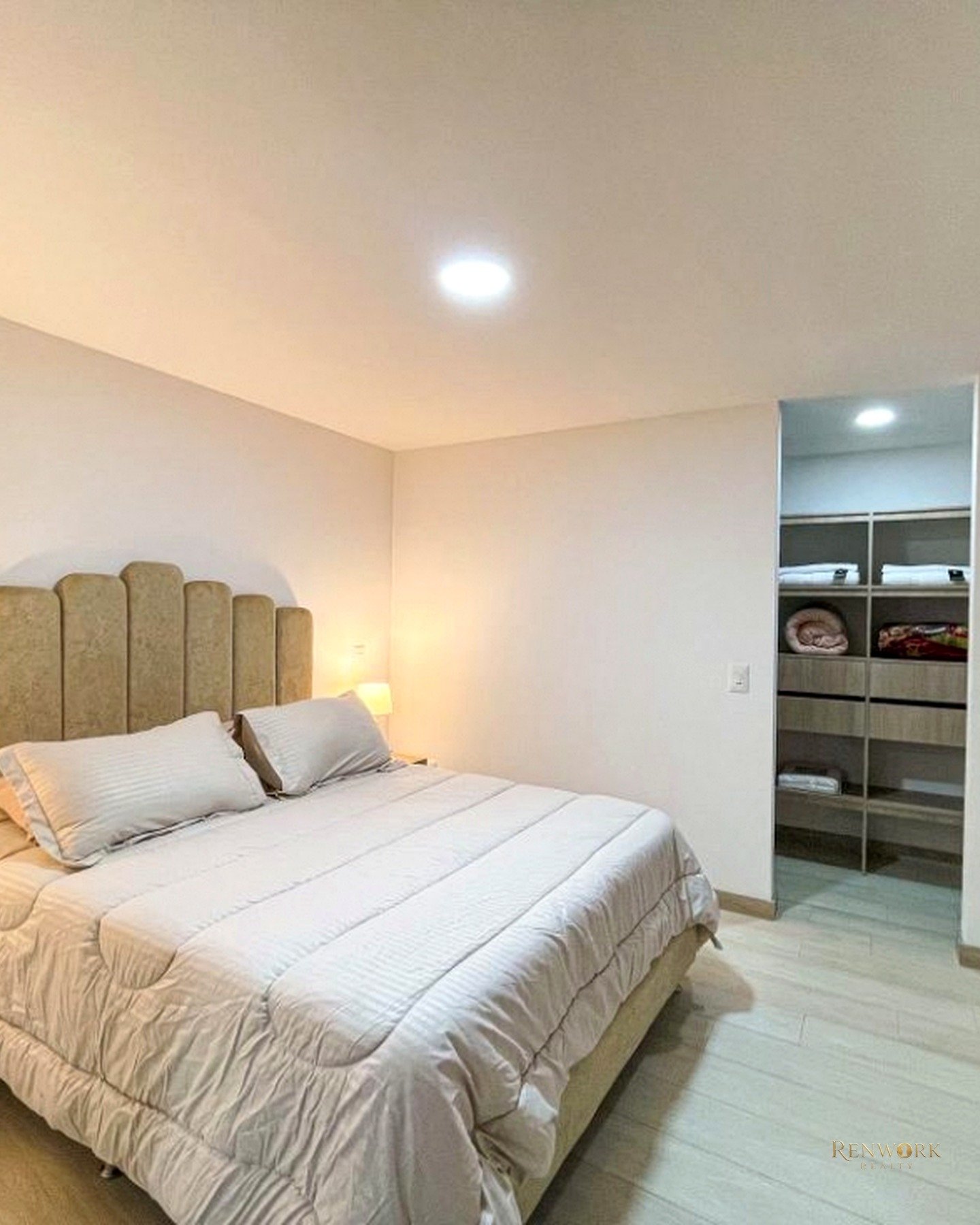 APARTAMENTO PARA LA VENTA EN SABANETA, PISO 15 · foto 10
