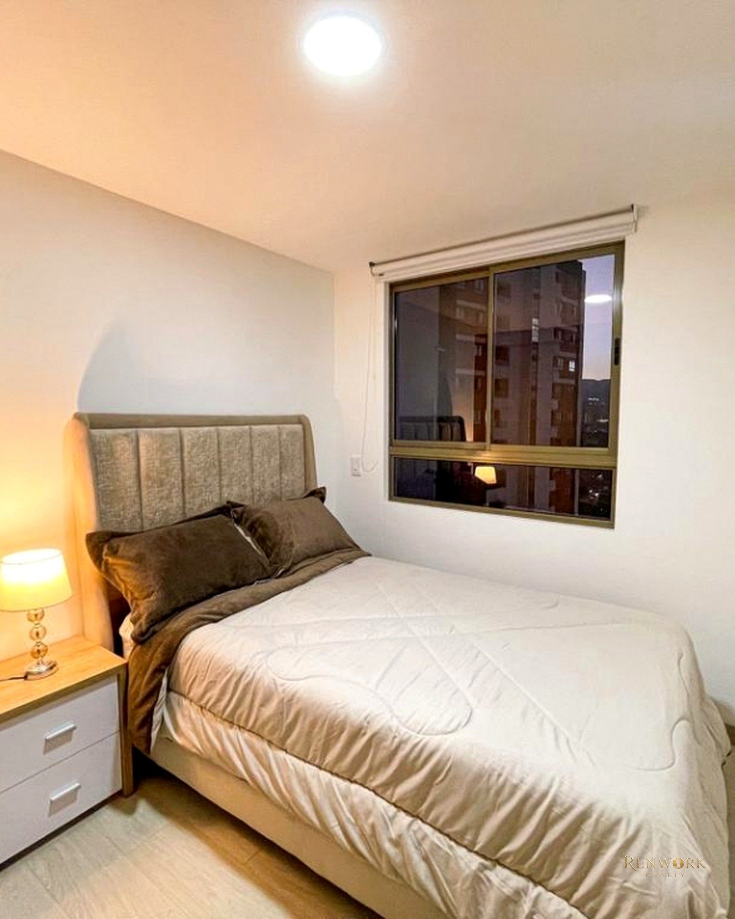 APARTAMENTO PARA LA VENTA EN SABANETA, PISO 15 · foto 8