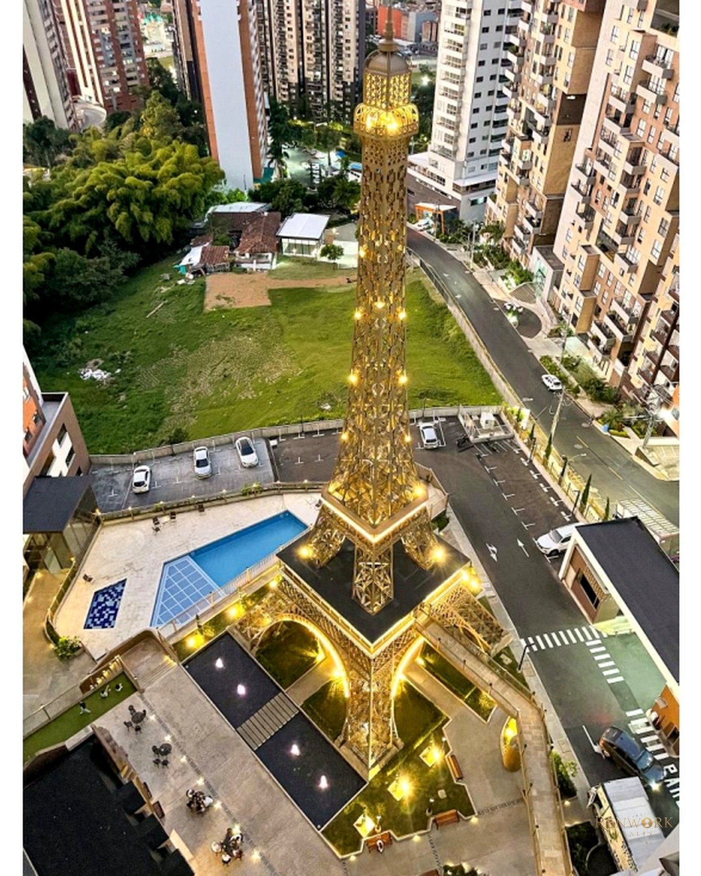 APARTAMENTO PARA LA VENTA EN SABANETA, PISO 15 · foto 1
